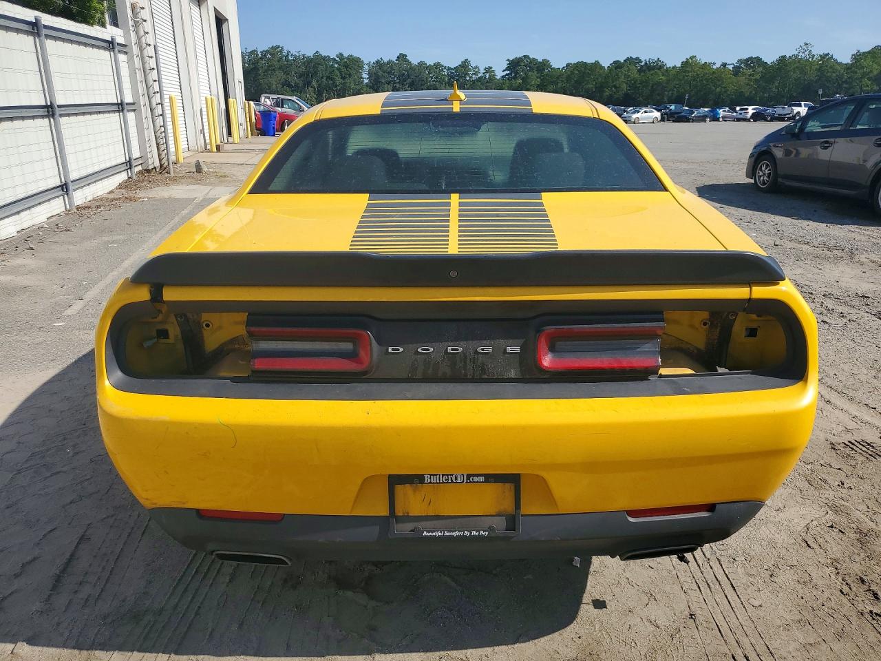 2017 Dodge Challenger Sxt Yellow vin: 2C3CDZAG7HH636430