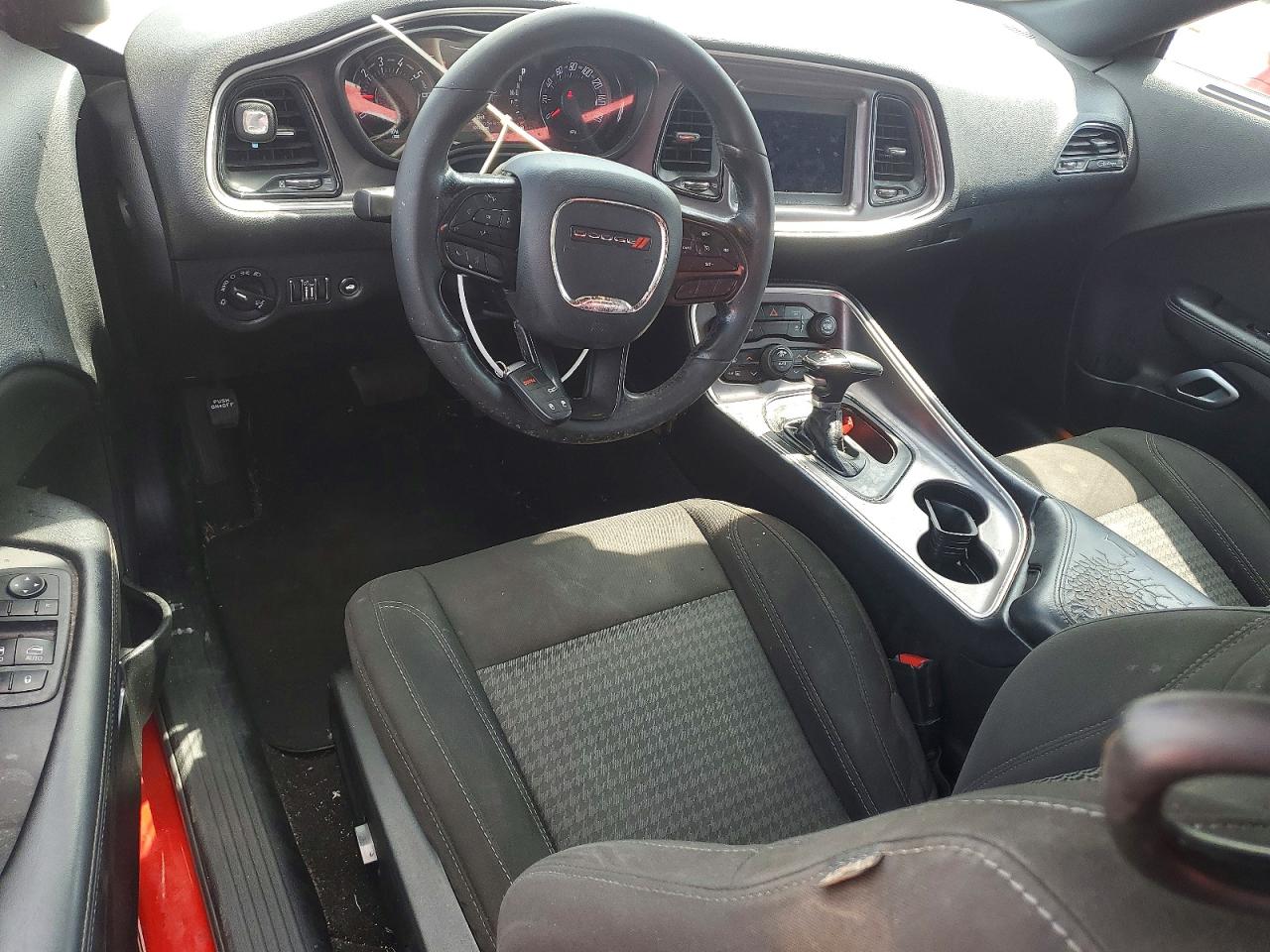 2020 Dodge Challenger Sxt Red vin: 2C3CDZAG7LH219009