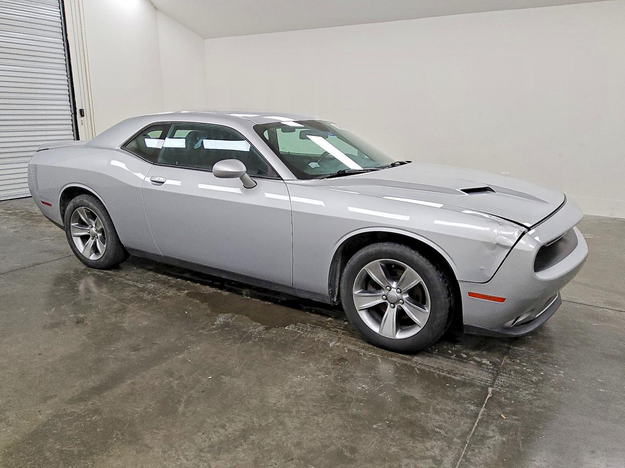 2020 Dodge Challenger Sxt Silver vin: 2C3CDZAG7LH230382
