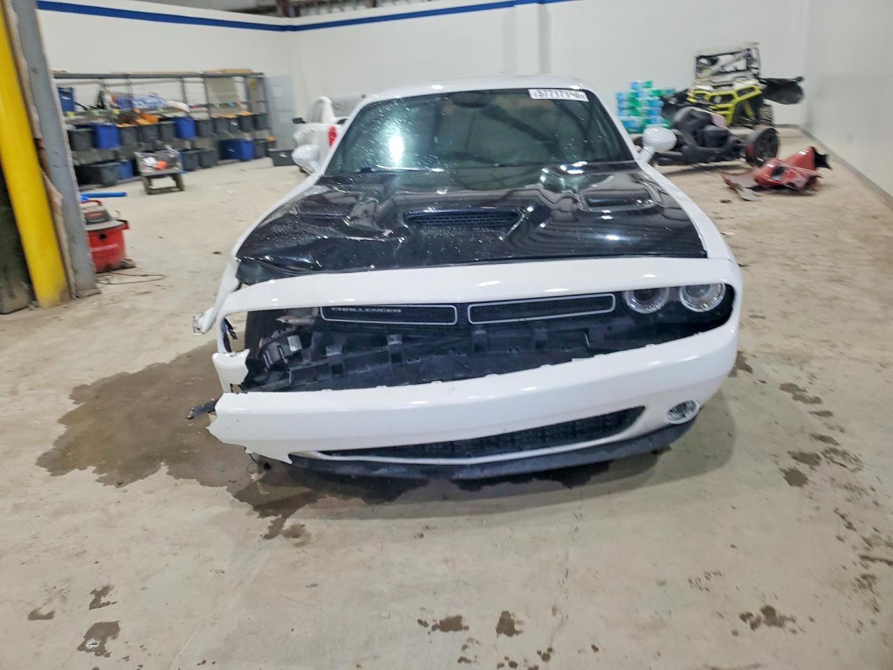 2015 Dodge Challenger Sxt White vin: 2C3CDZAG8FH740132