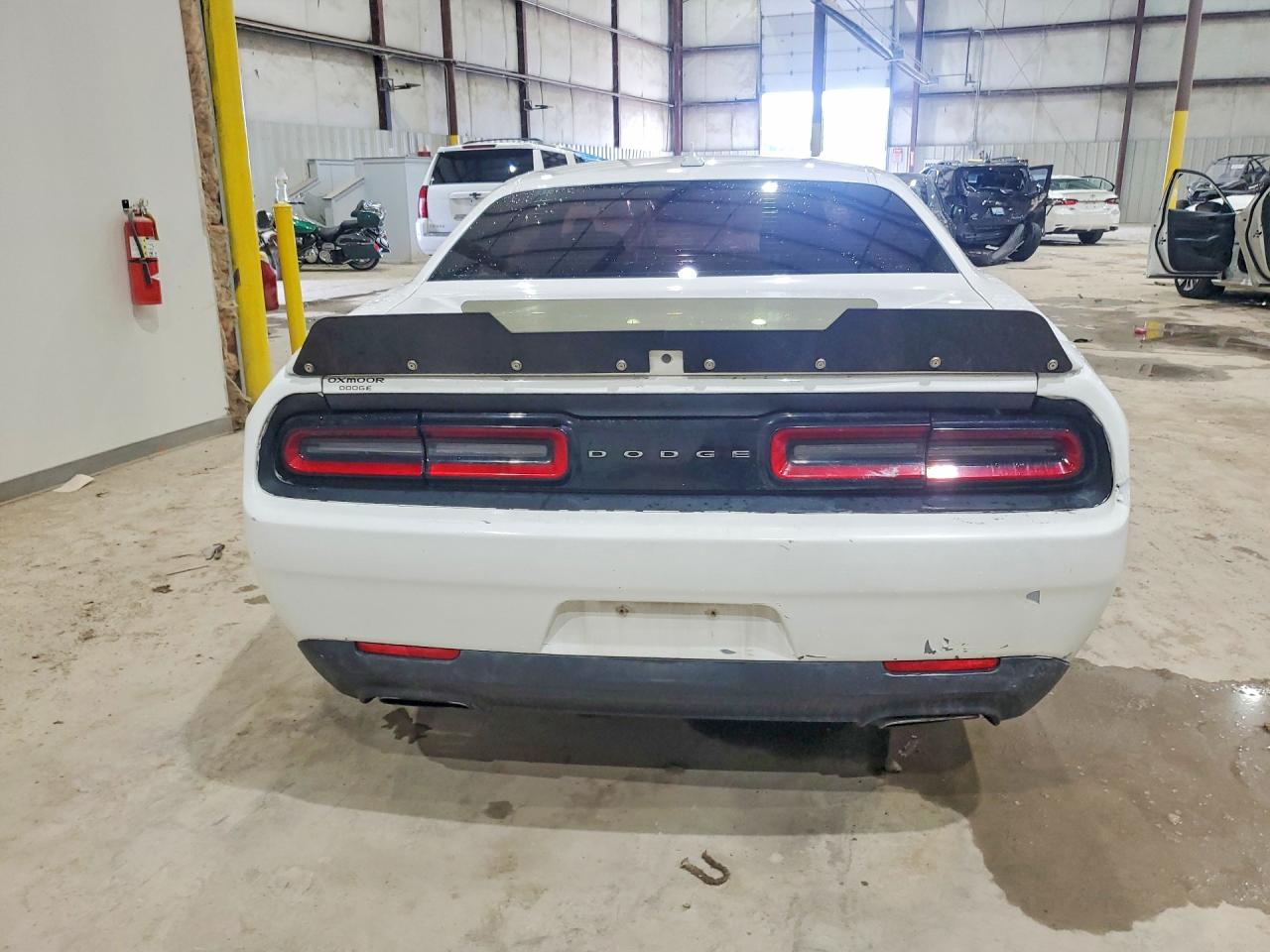 2015 Dodge Challenger Sxt White vin: 2C3CDZAG8FH740132
