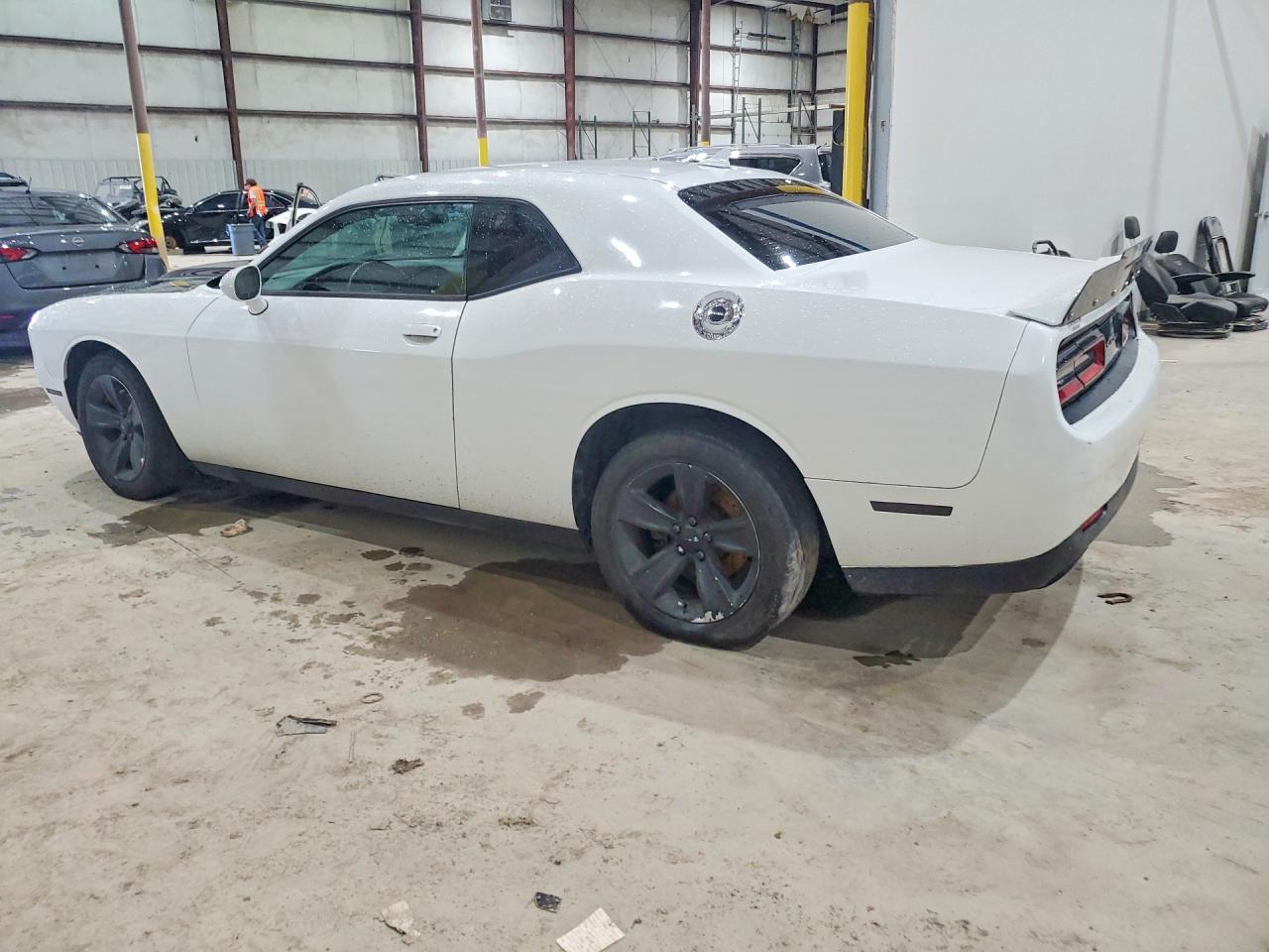 2015 Dodge Challenger Sxt White vin: 2C3CDZAG8FH740132