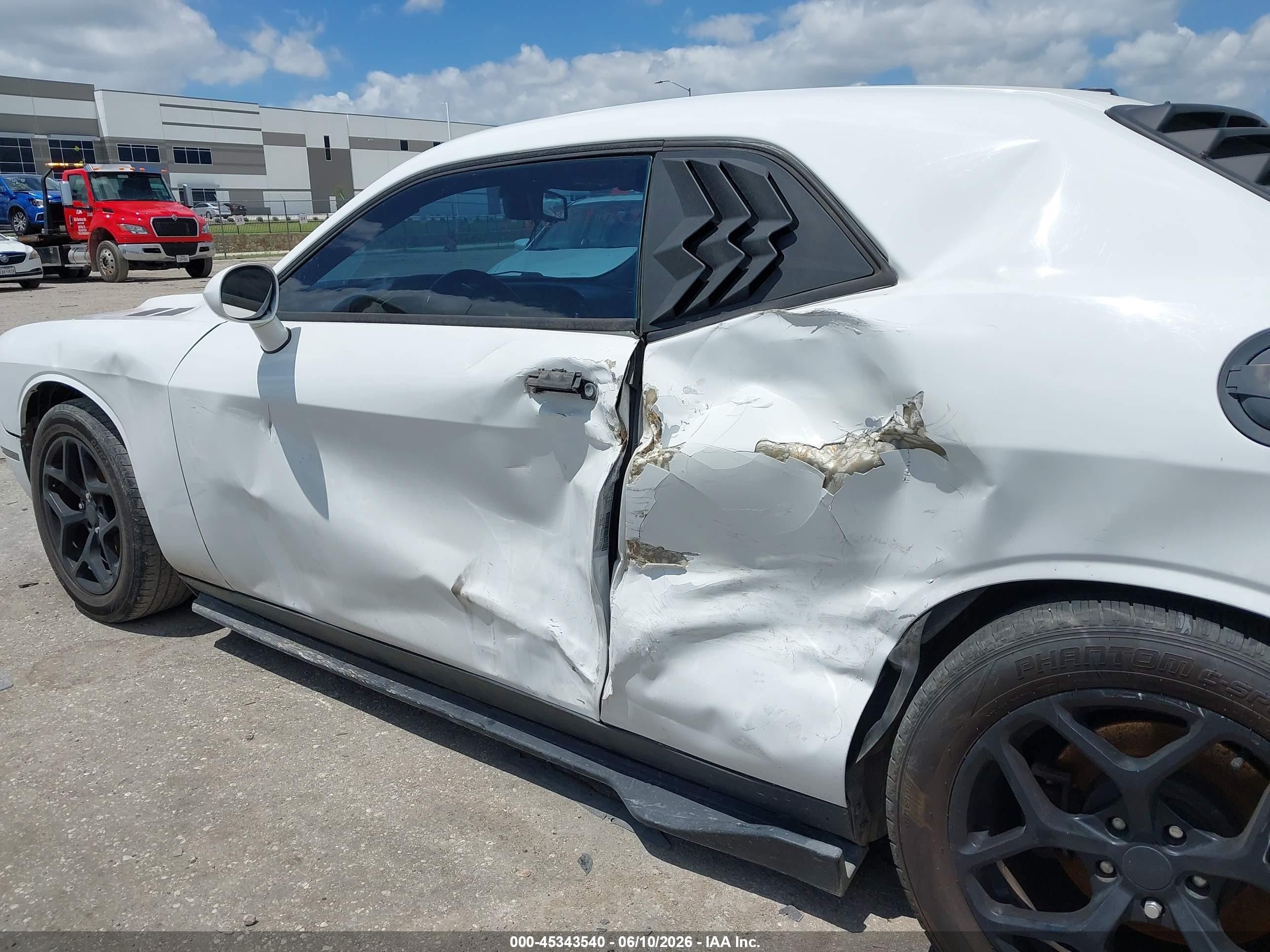 2015 Dodge Challenger Sxt White vin: 2C3CDZAG8FH861680