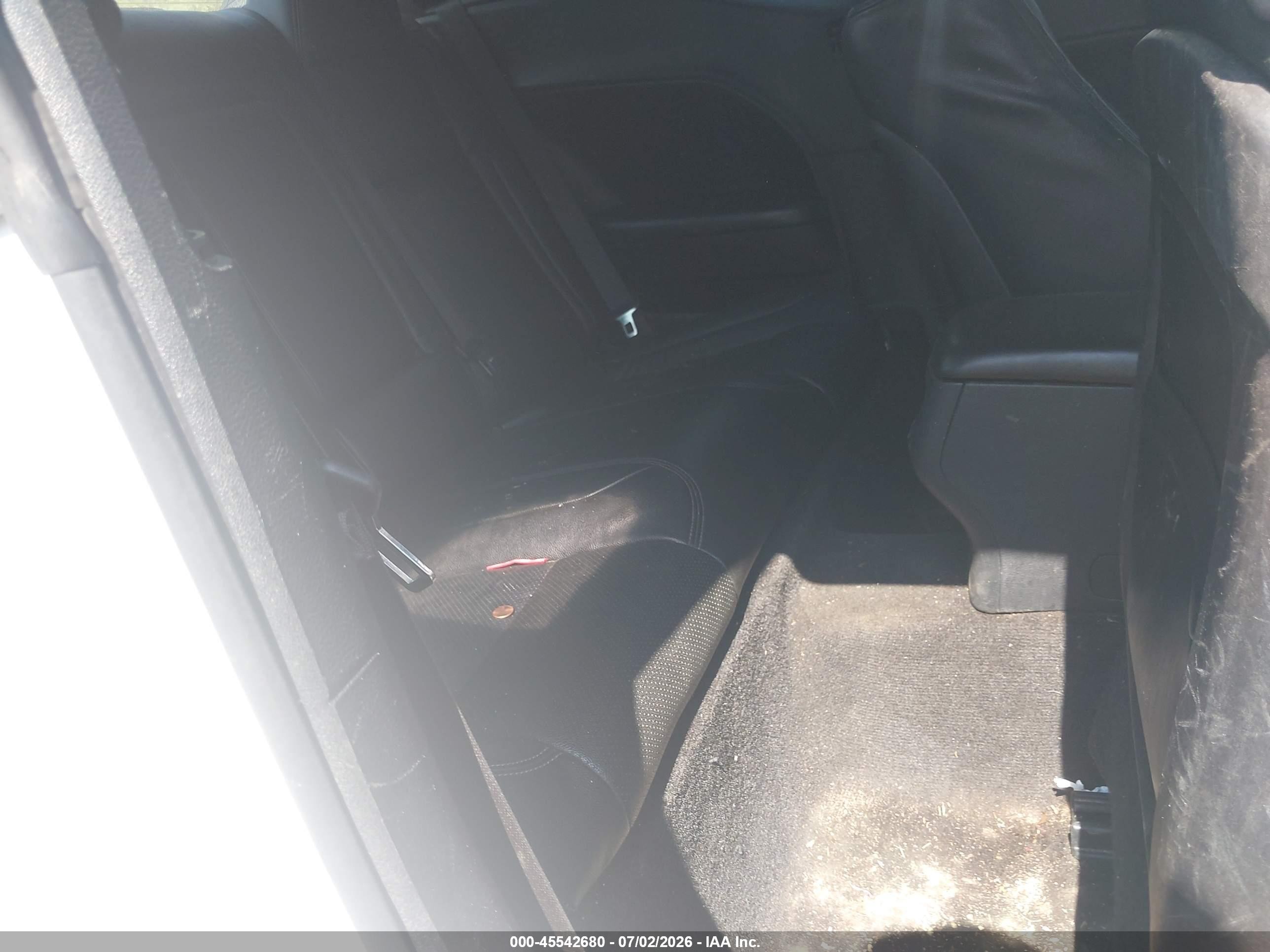 2015 Dodge Challenger Sxt White vin: 2C3CDZAG8FH885039
