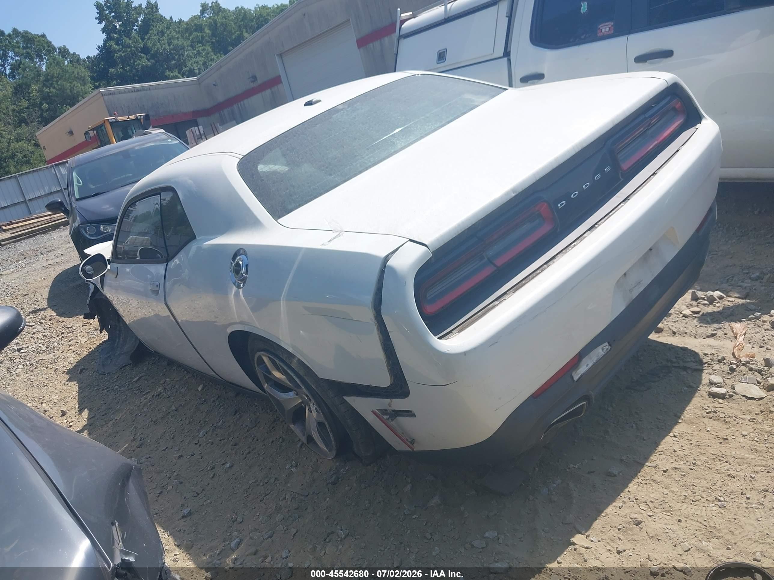 2015 Dodge Challenger Sxt White vin: 2C3CDZAG8FH885039