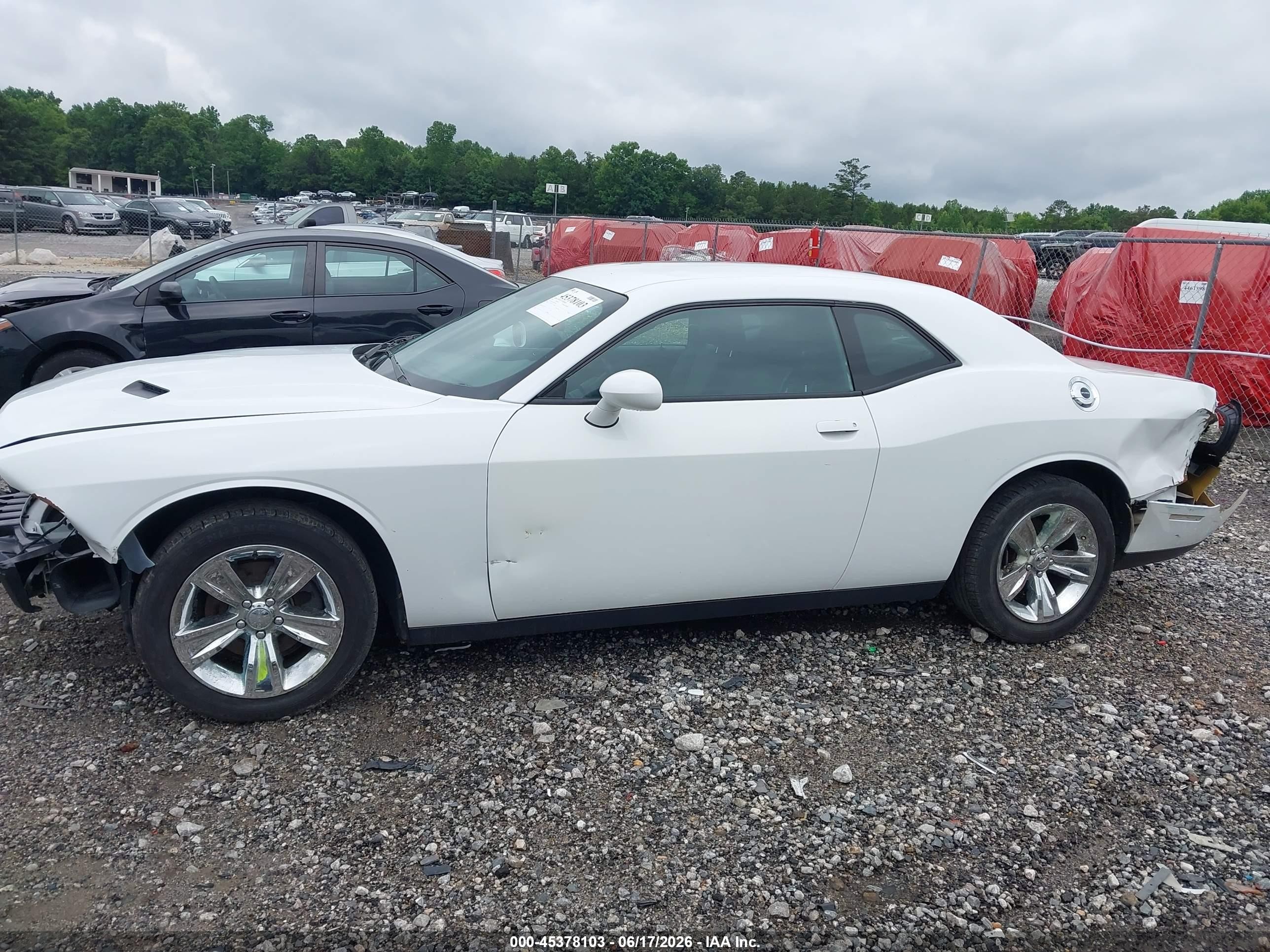 2015 Dodge Challenger Sxt Белый vin: 2C3CDZAG9FH716003