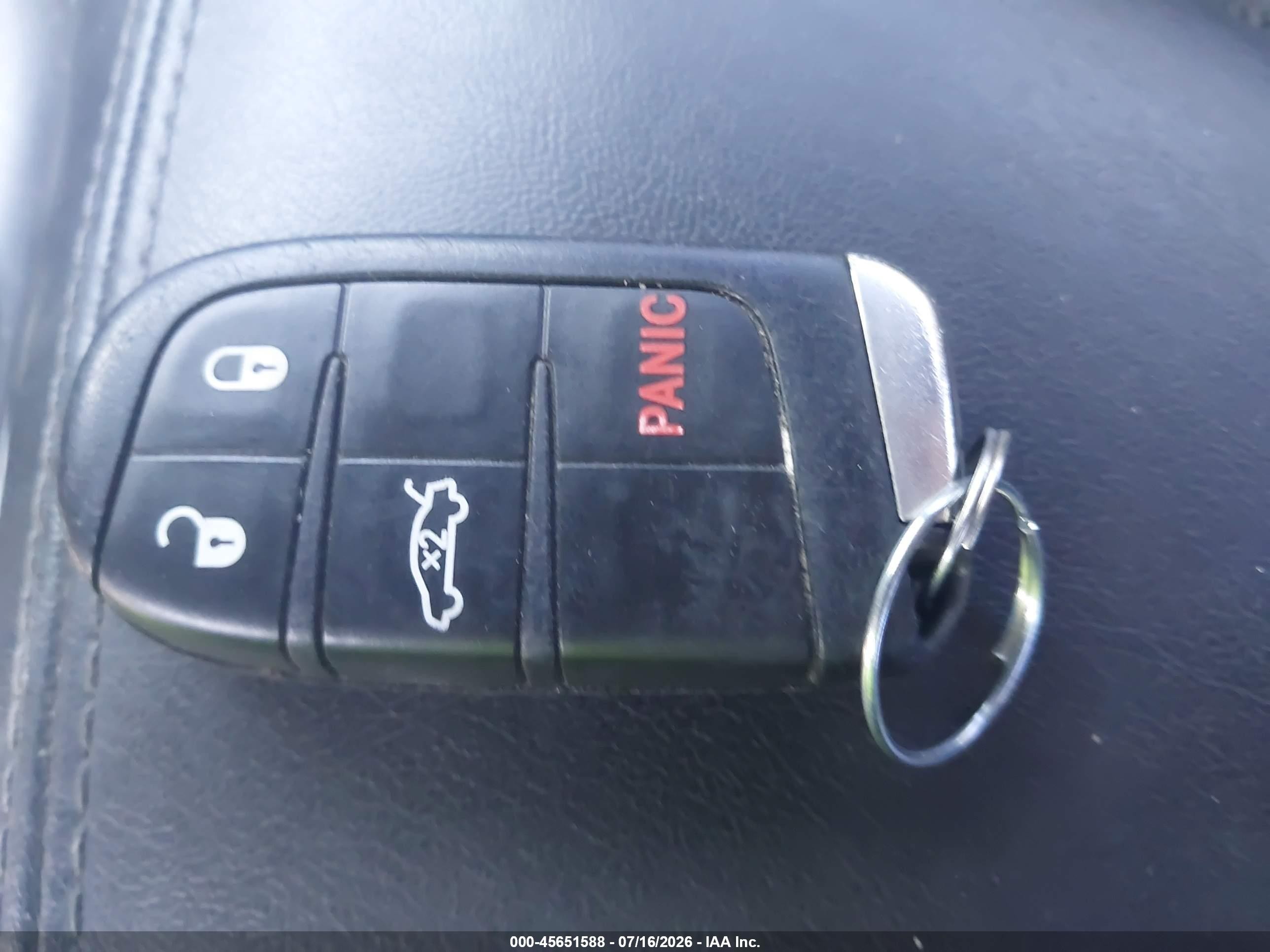 2015 Dodge Challenger Sxt Red vin: 2C3CDZAG9FH787833