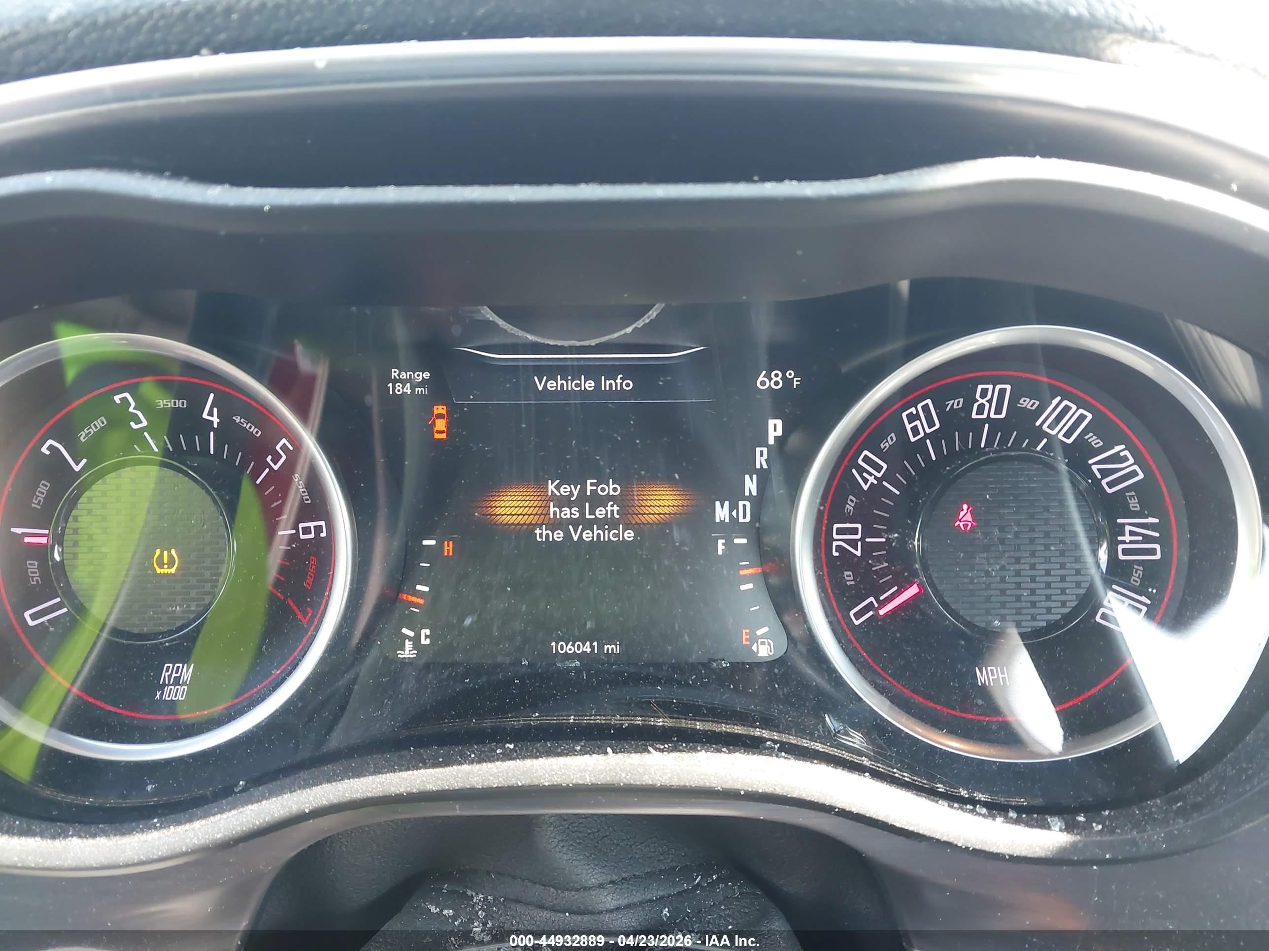 2018 Dodge Challenger Sxt Burgundy vin: 2C3CDZAGXJH116518