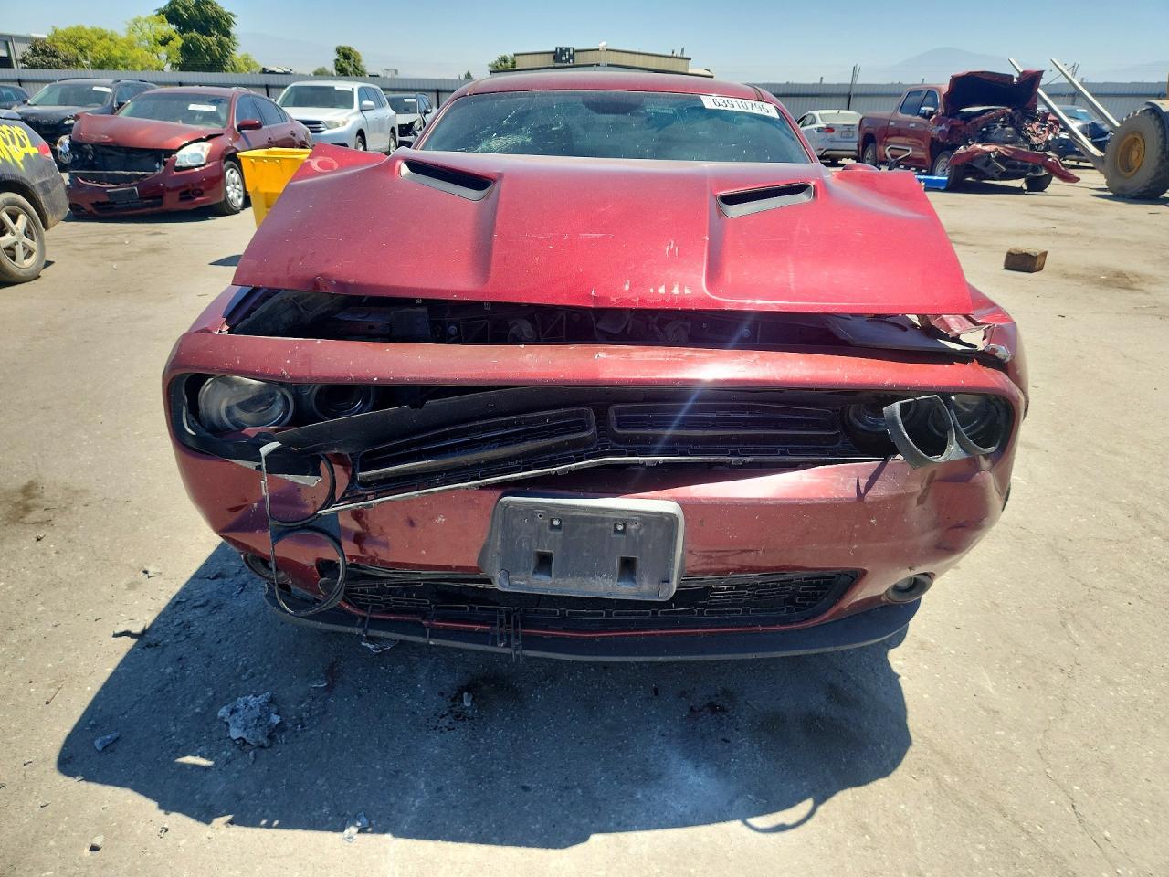 2018 Dodge Challenger Sxt Burgundy vin: 2C3CDZAGXJH262935