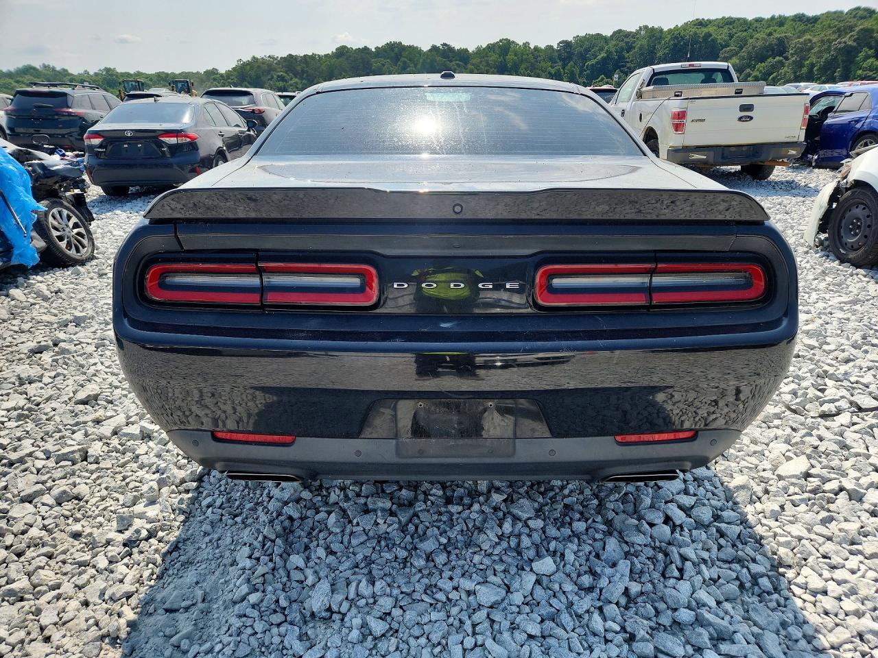 2015 Dodge Challenger Sxt Black vin: 2C3CDZAT1FH710015