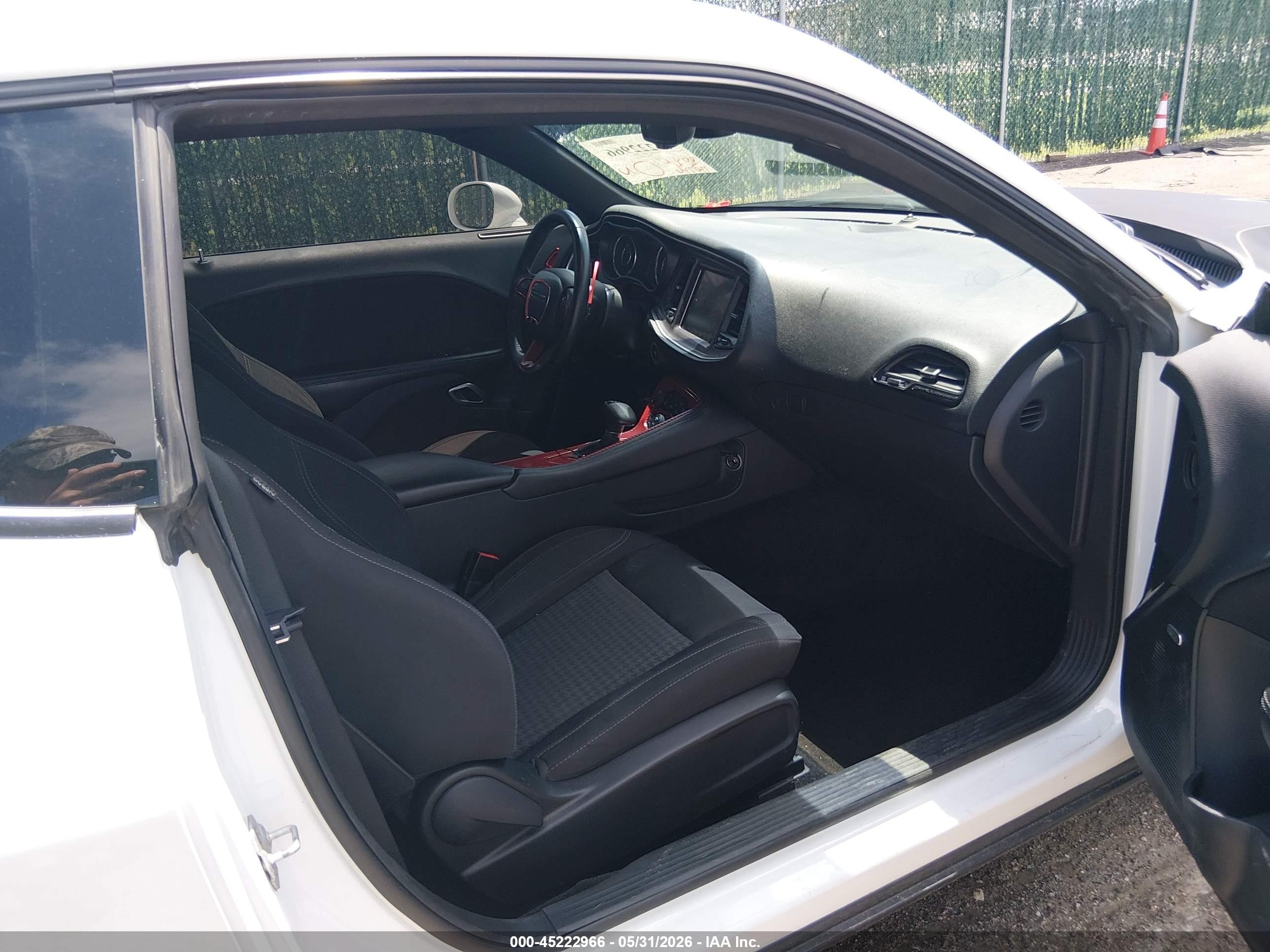 2015 Dodge Challenger R/t White vin: 2C3CDZAT4FH715144