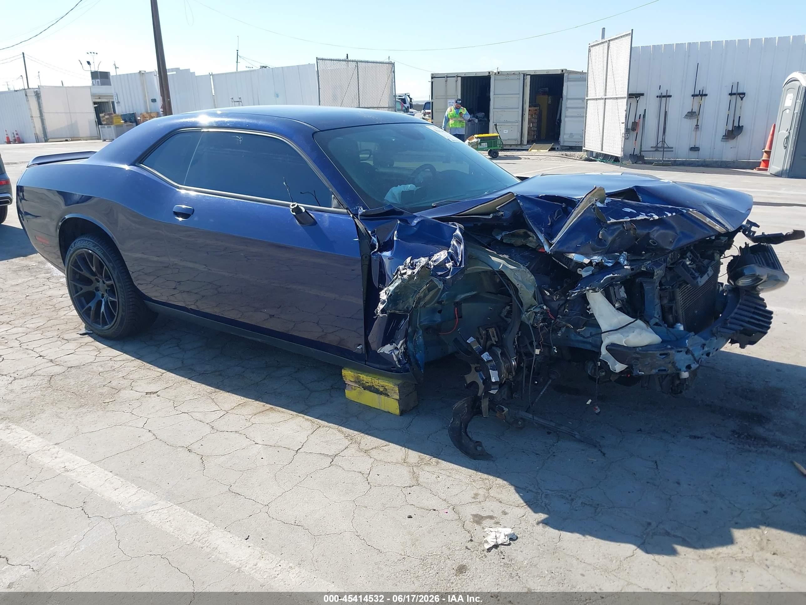 2015 Dodge Challenger R/t Blue vin: 2C3CDZAT5FH761369