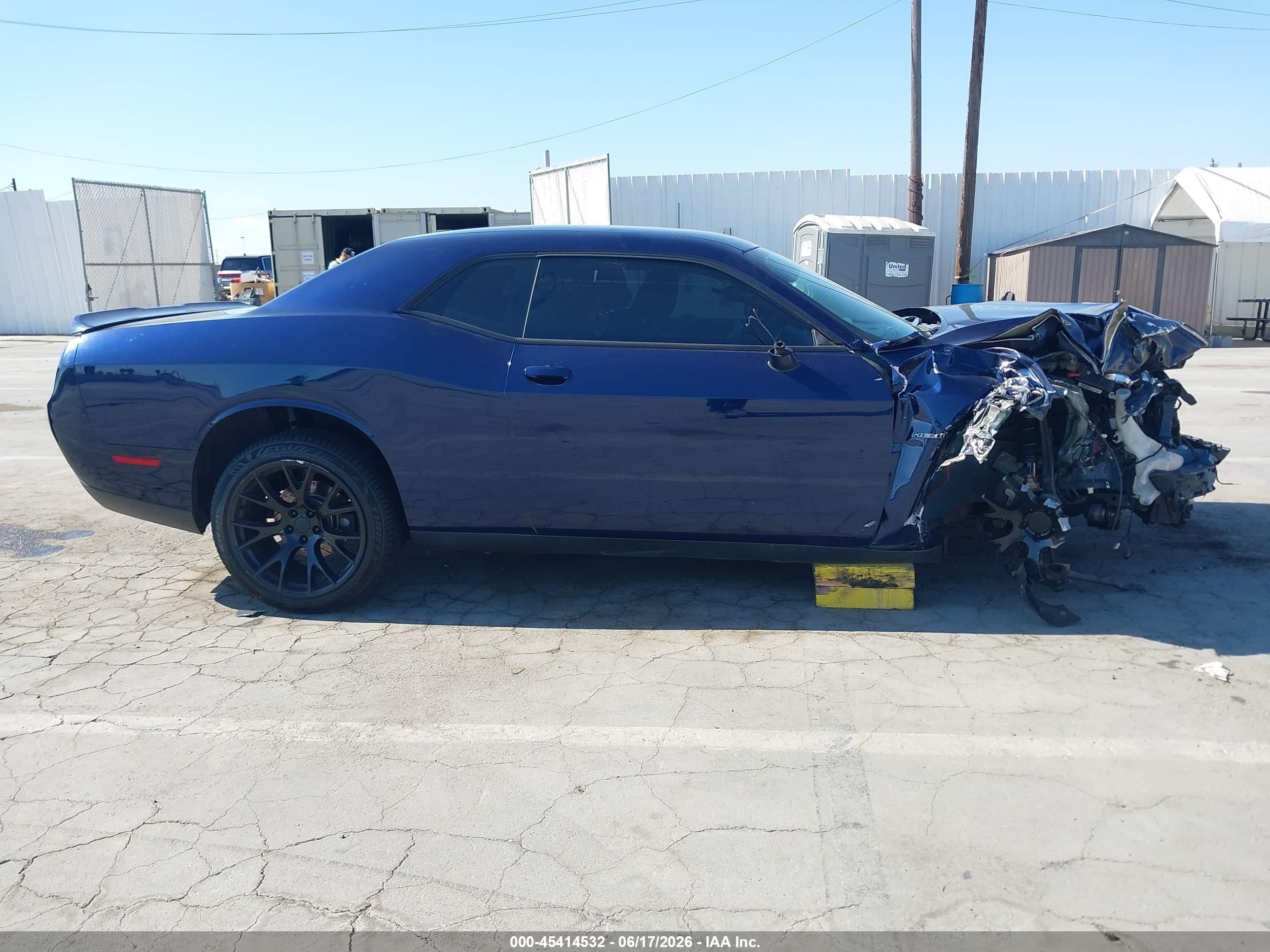 2015 Dodge Challenger R/t Blue vin: 2C3CDZAT5FH761369