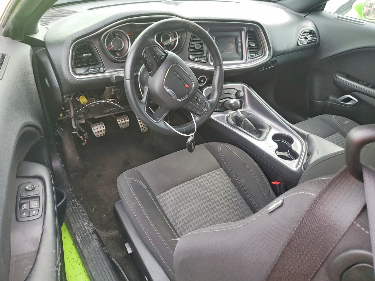 2015 Dodge Challenger Sxt Green vin: 2C3CDZAT8FH723215