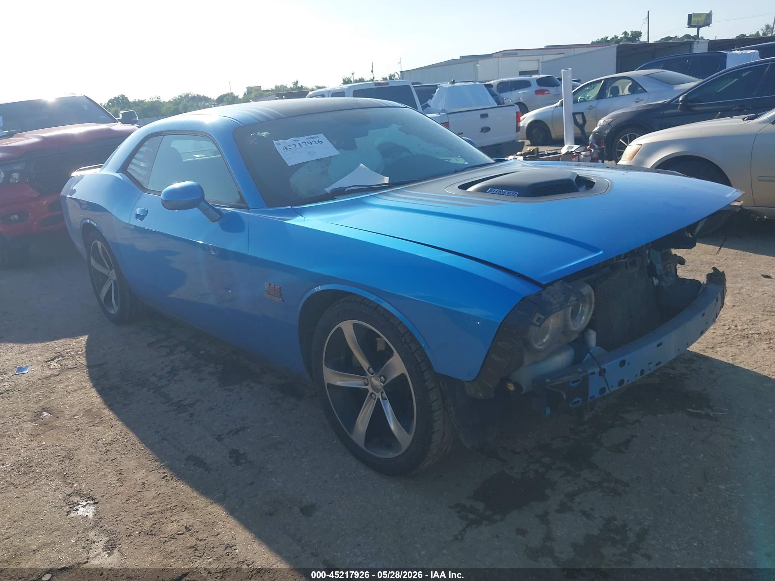 2C3CDZAT9FH885189