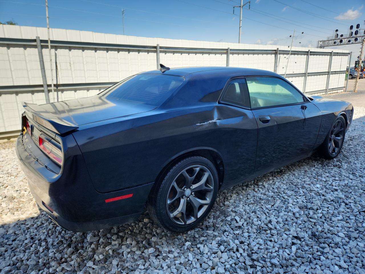 2015 Dodge Challenger Sxt Plus Black vin: 2C3CDZBG0FH736848 Damage: Right Qtr Panel, Dent(S) W/ Paint Dmg, > 12 Inches