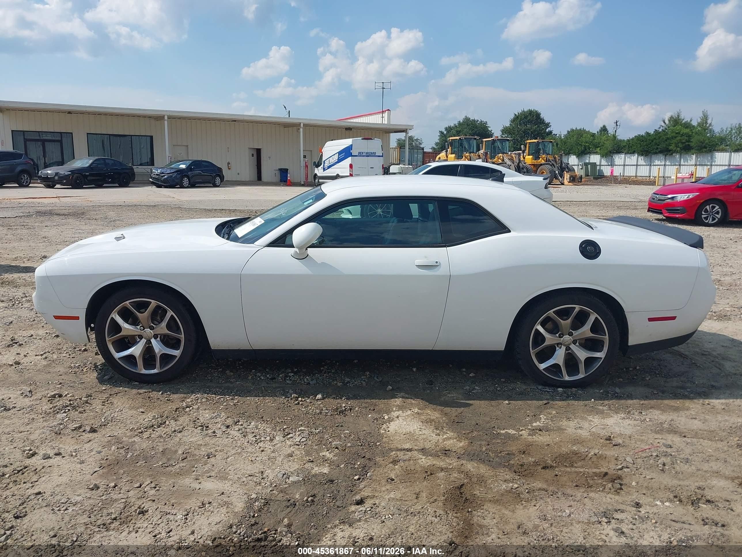 2015 Dodge Challenger Sxt Plus Белый vin: 2C3CDZBG0FH805053