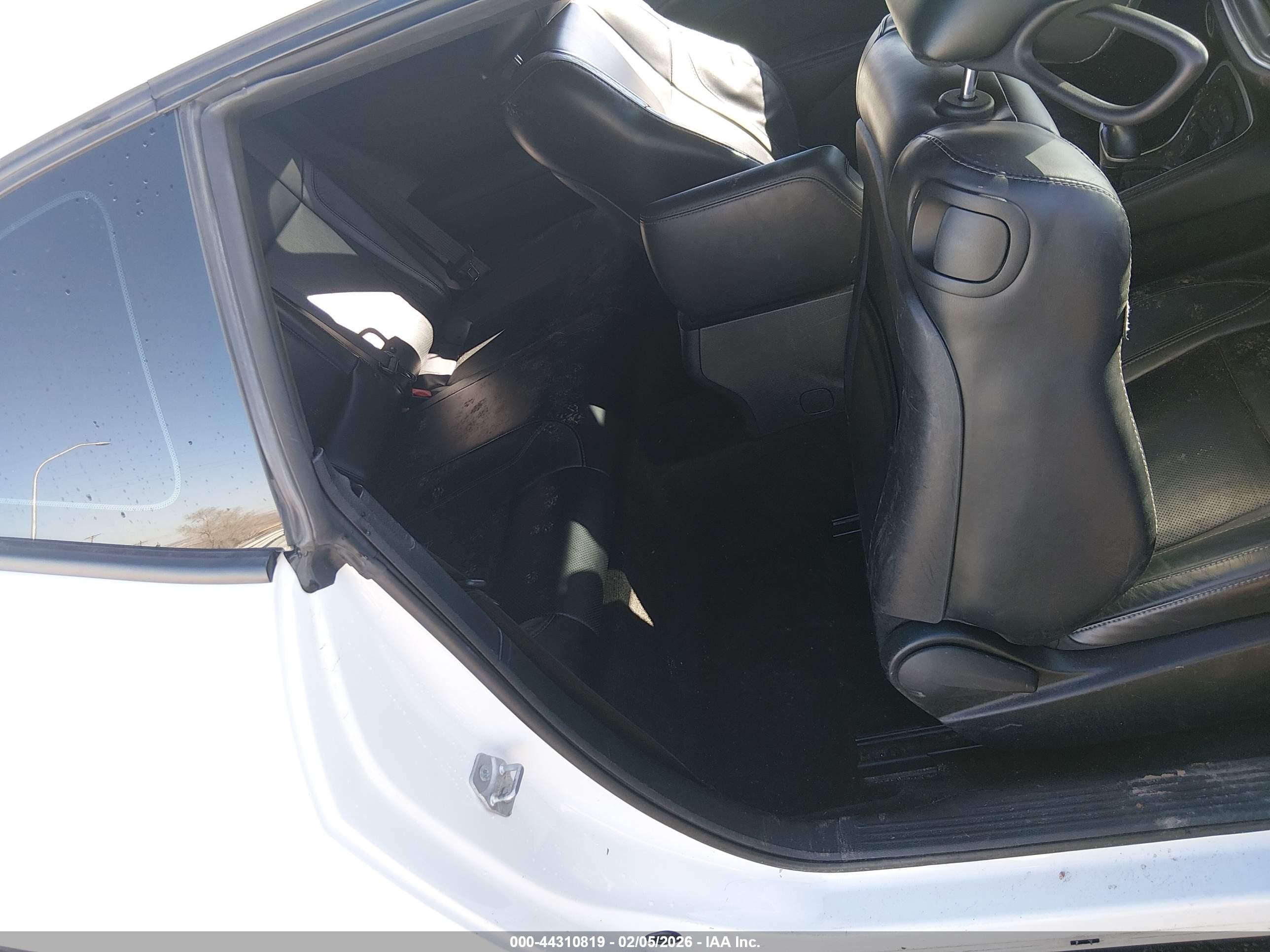 2015 Dodge Challenger Sxt Plus White vin: 2C3CDZBG0FH850736