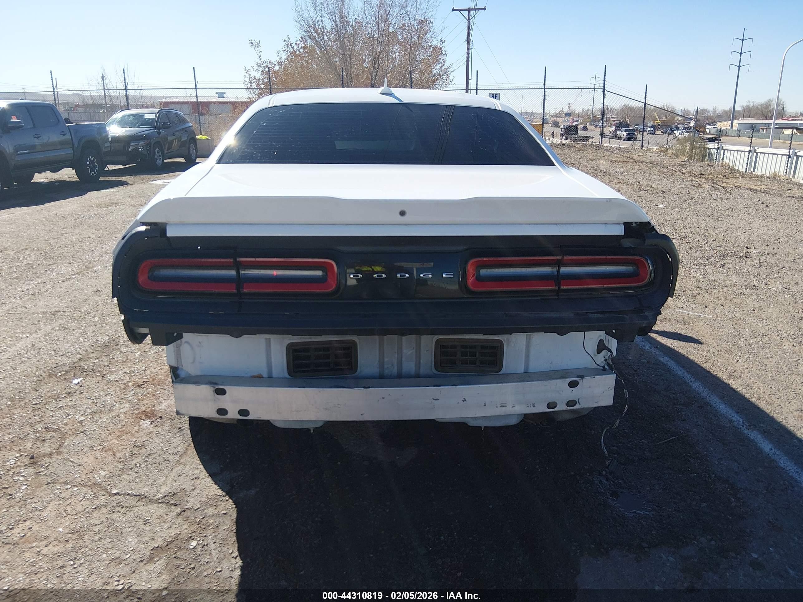 2015 Dodge Challenger Sxt Plus White vin: 2C3CDZBG0FH850736