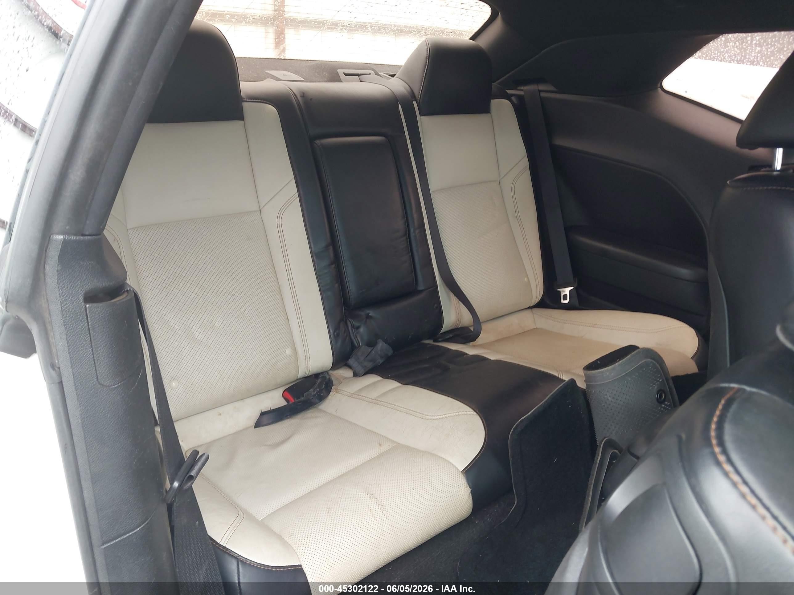 2015 Dodge Challenger Sxt Plus White vin: 2C3CDZBG3FH706467