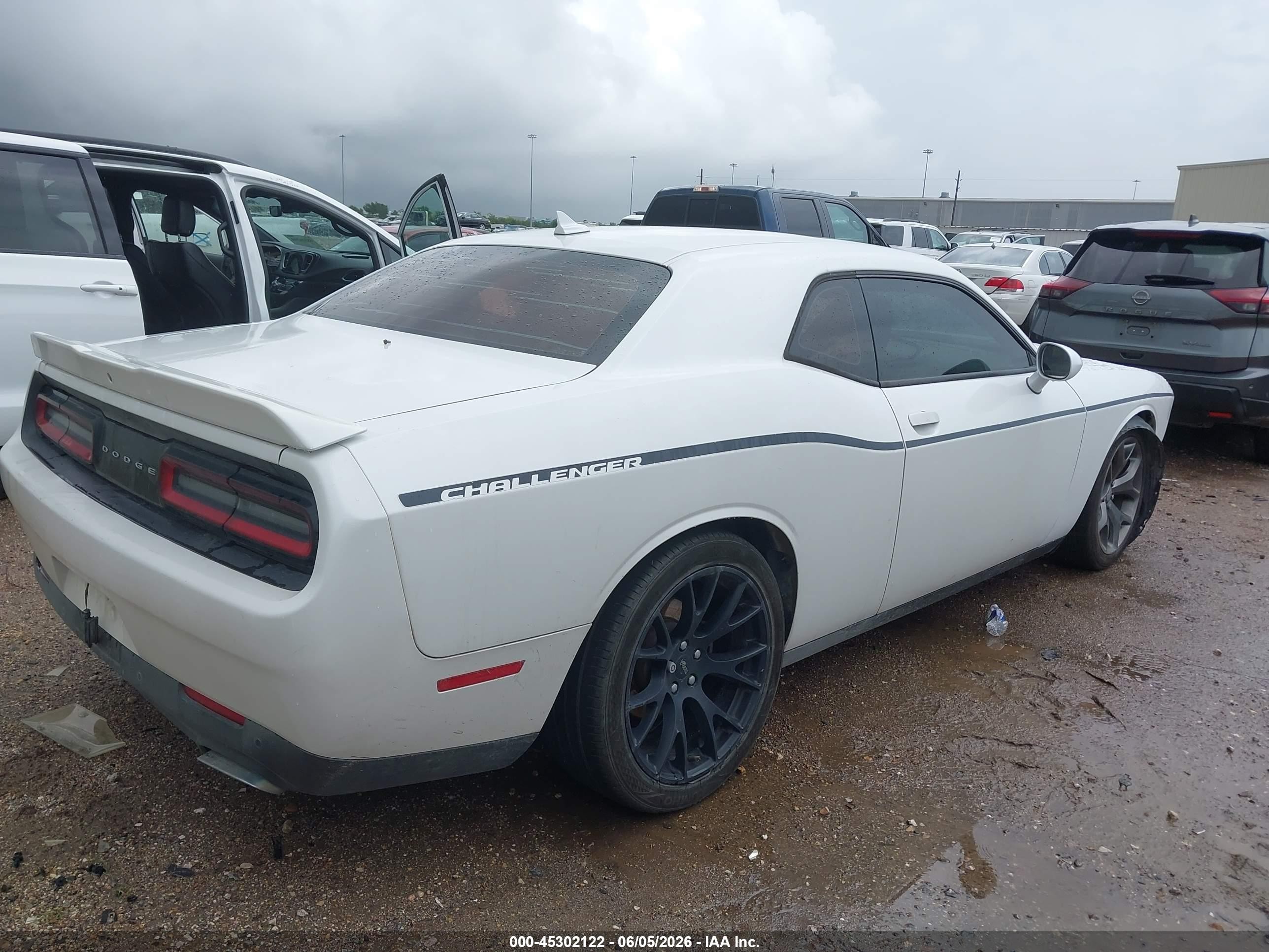 2015 Dodge Challenger Sxt Plus White vin: 2C3CDZBG3FH706467