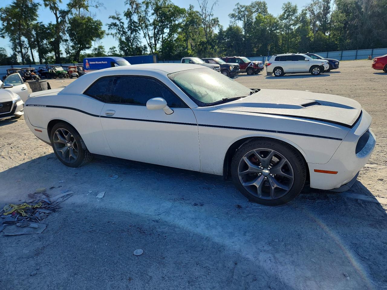 2015 Dodge Challenger Sxt Plus White vin: 2C3CDZBG4FH701715