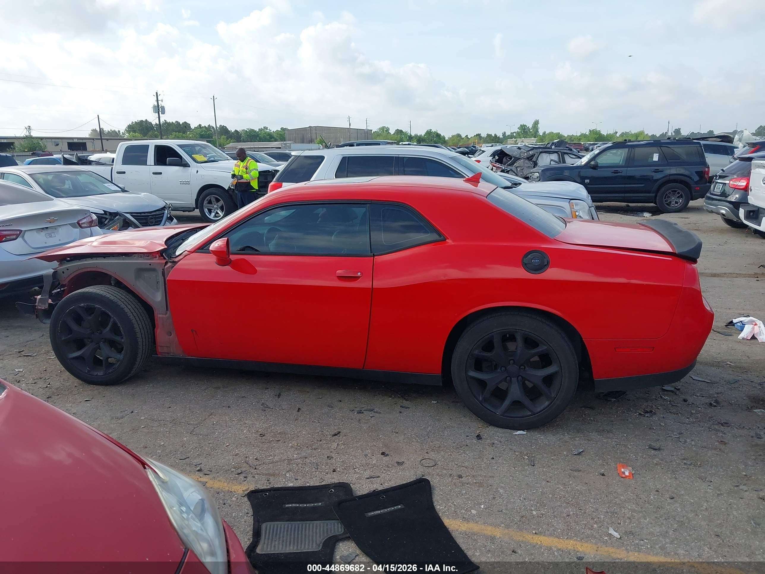 2015 Dodge Challenger Sxt Plus Red vin: 2C3CDZBG4FH706445