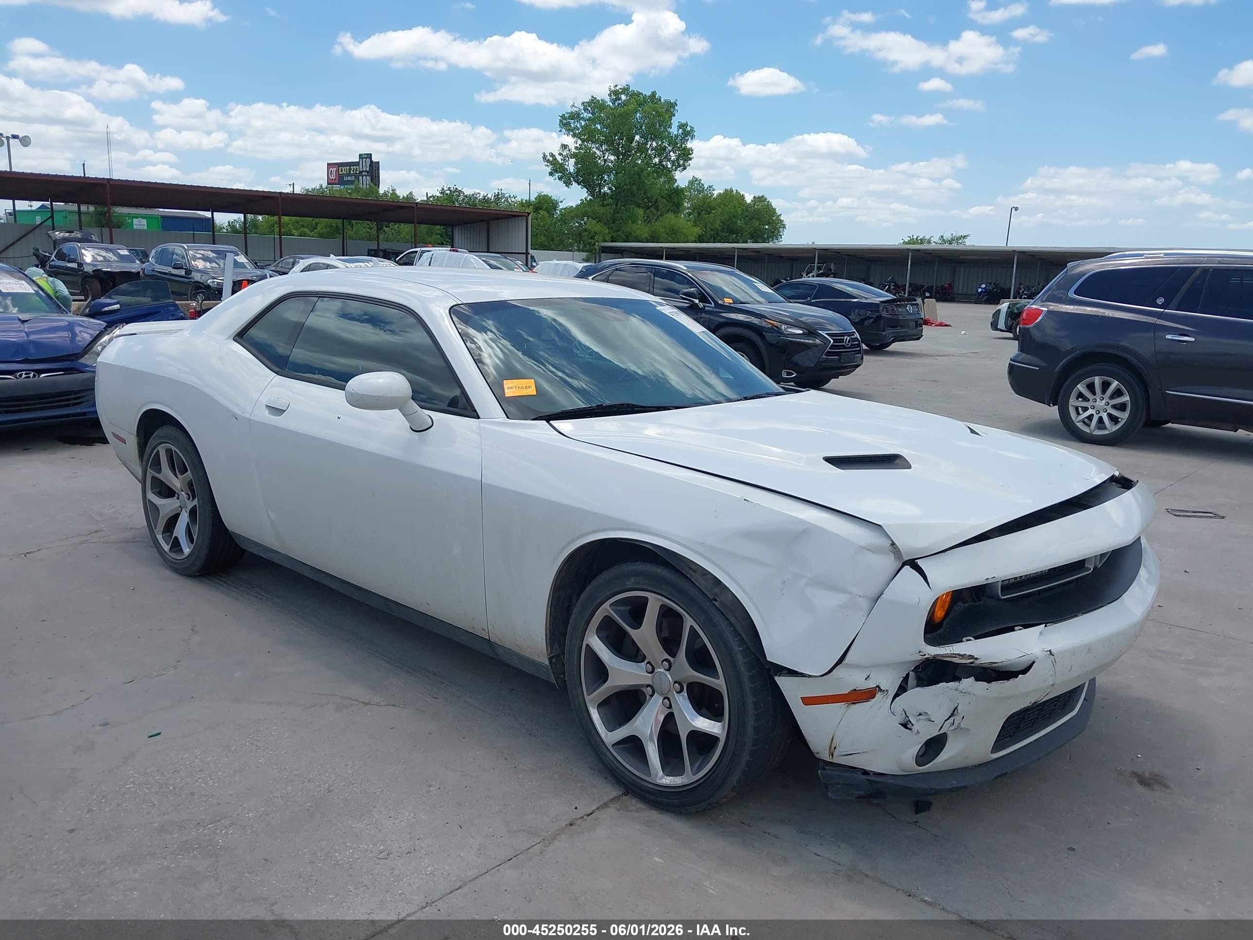 2015 Dodge Challenger Sxt Plus White vin: 2C3CDZBG4FH707627