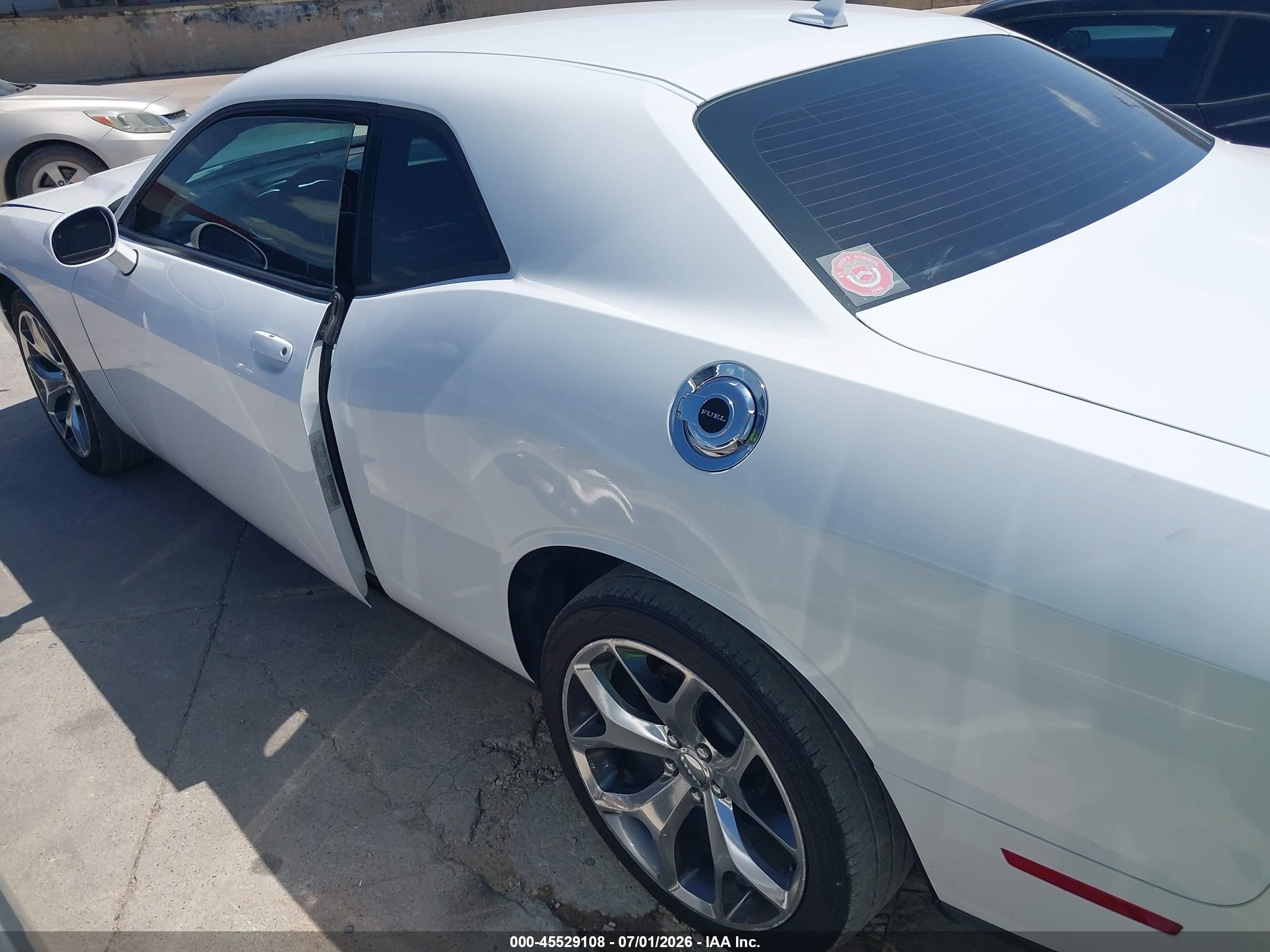 2015 Dodge Challenger Sxt Plus White vin: 2C3CDZBG4FH723813