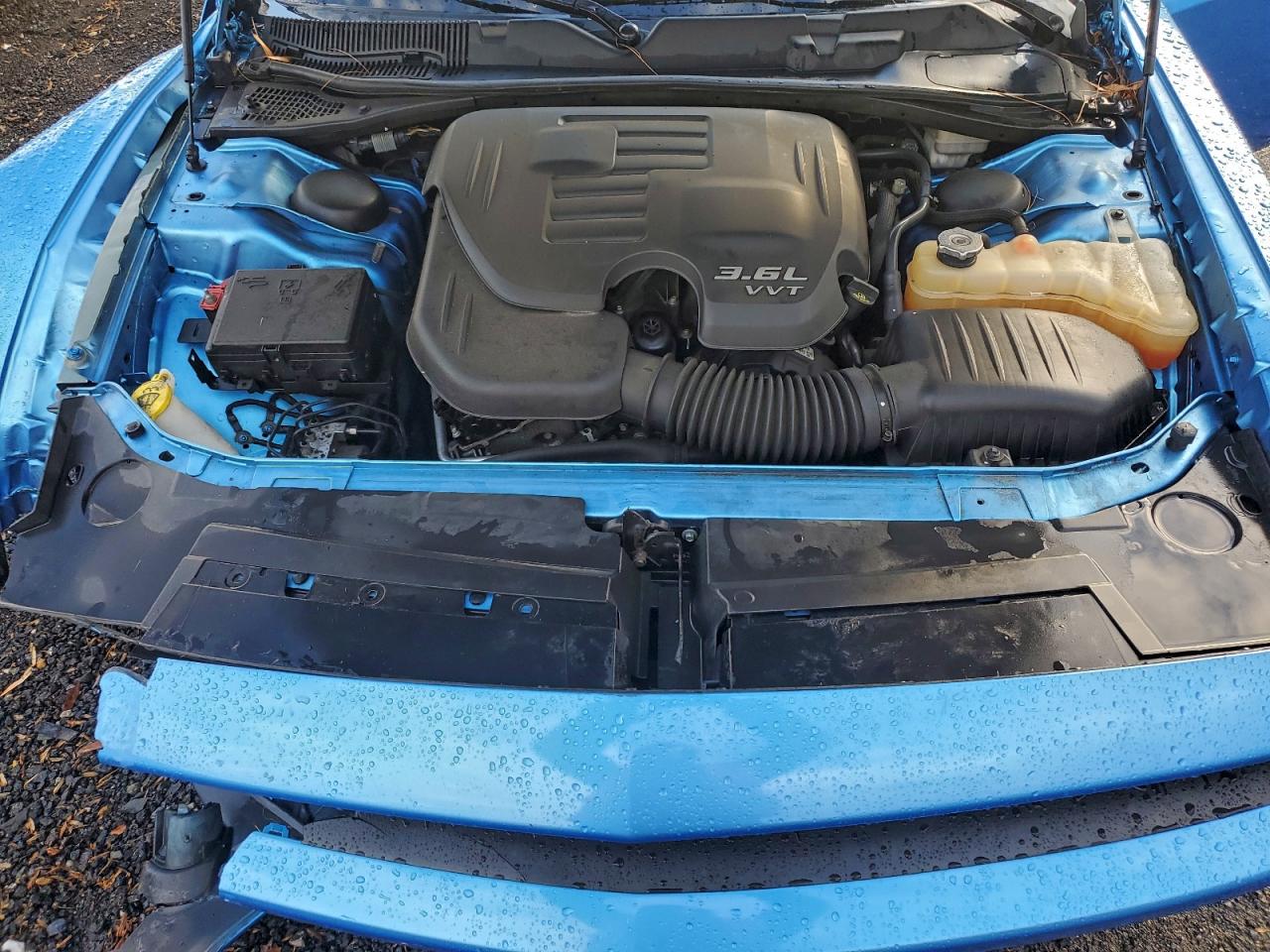 2015 Dodge Challenger Sxt Plus Blue vin: 2C3CDZBG5FH850893