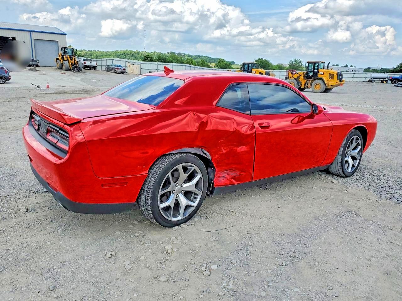 2015 Dodge Challenger Sxt Plus Красный vin: 2C3CDZBG5FH869671