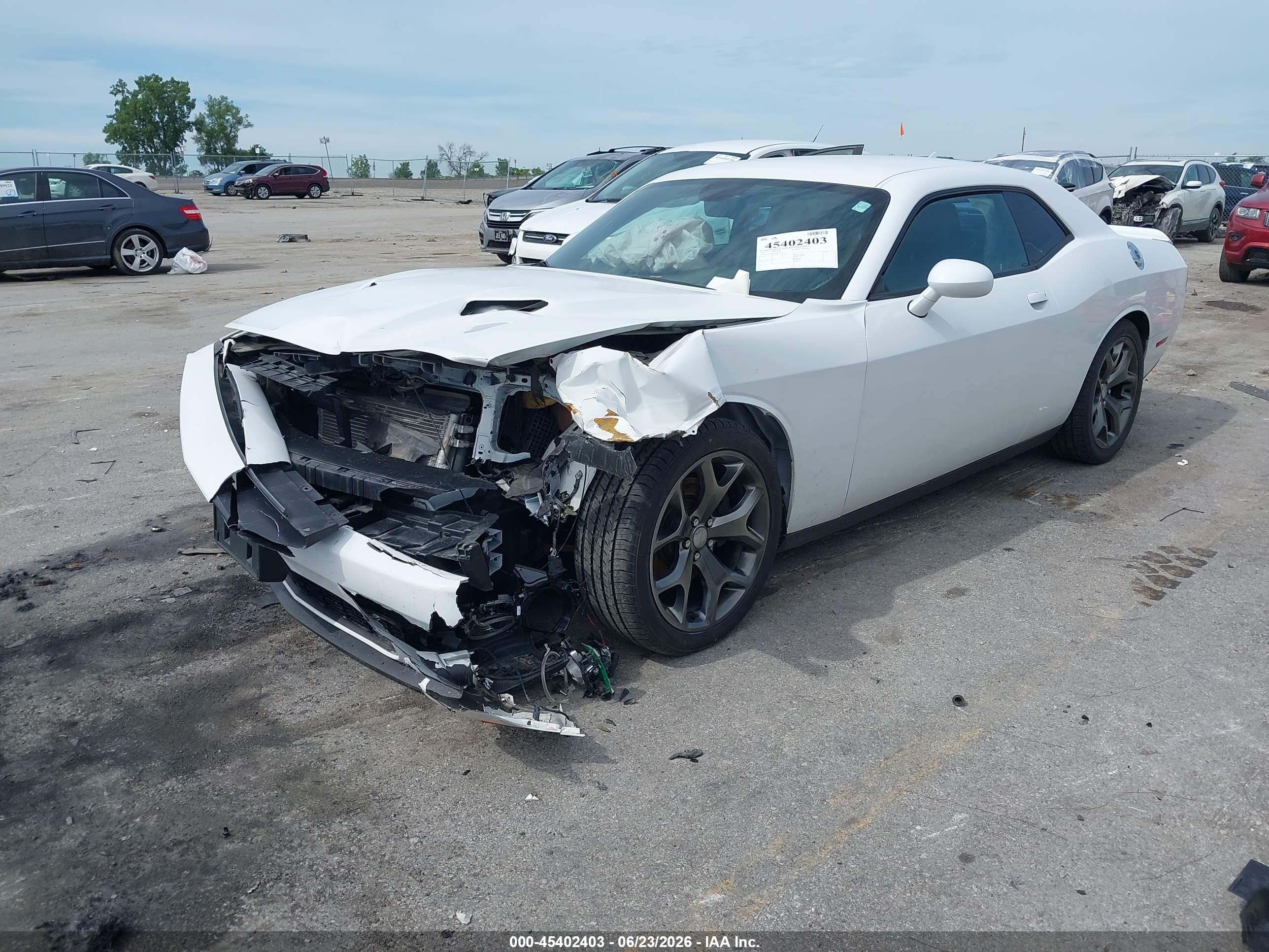 2015 Dodge Challenger Sxt Plus White vin: 2C3CDZBG6FH855794