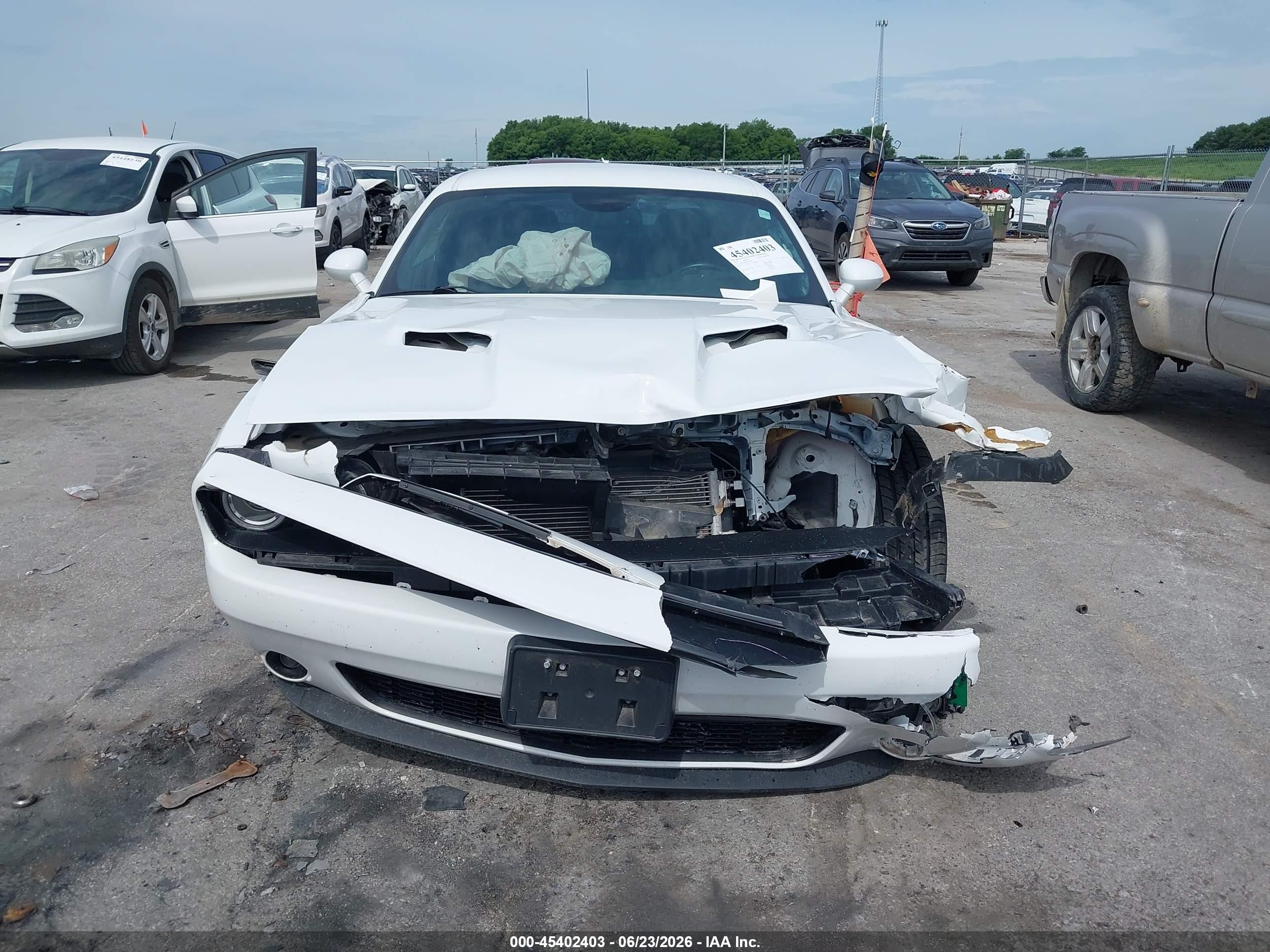 2015 Dodge Challenger Sxt Plus White vin: 2C3CDZBG6FH855794
