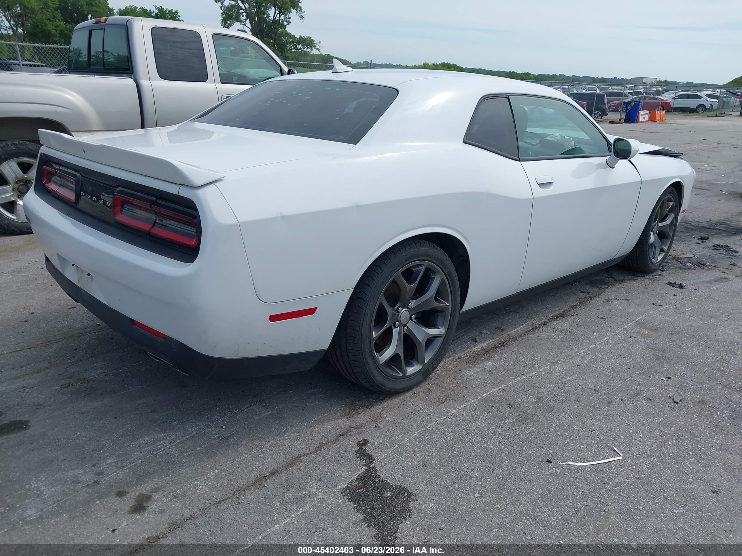2015 Dodge Challenger Sxt Plus White vin: 2C3CDZBG6FH855794
