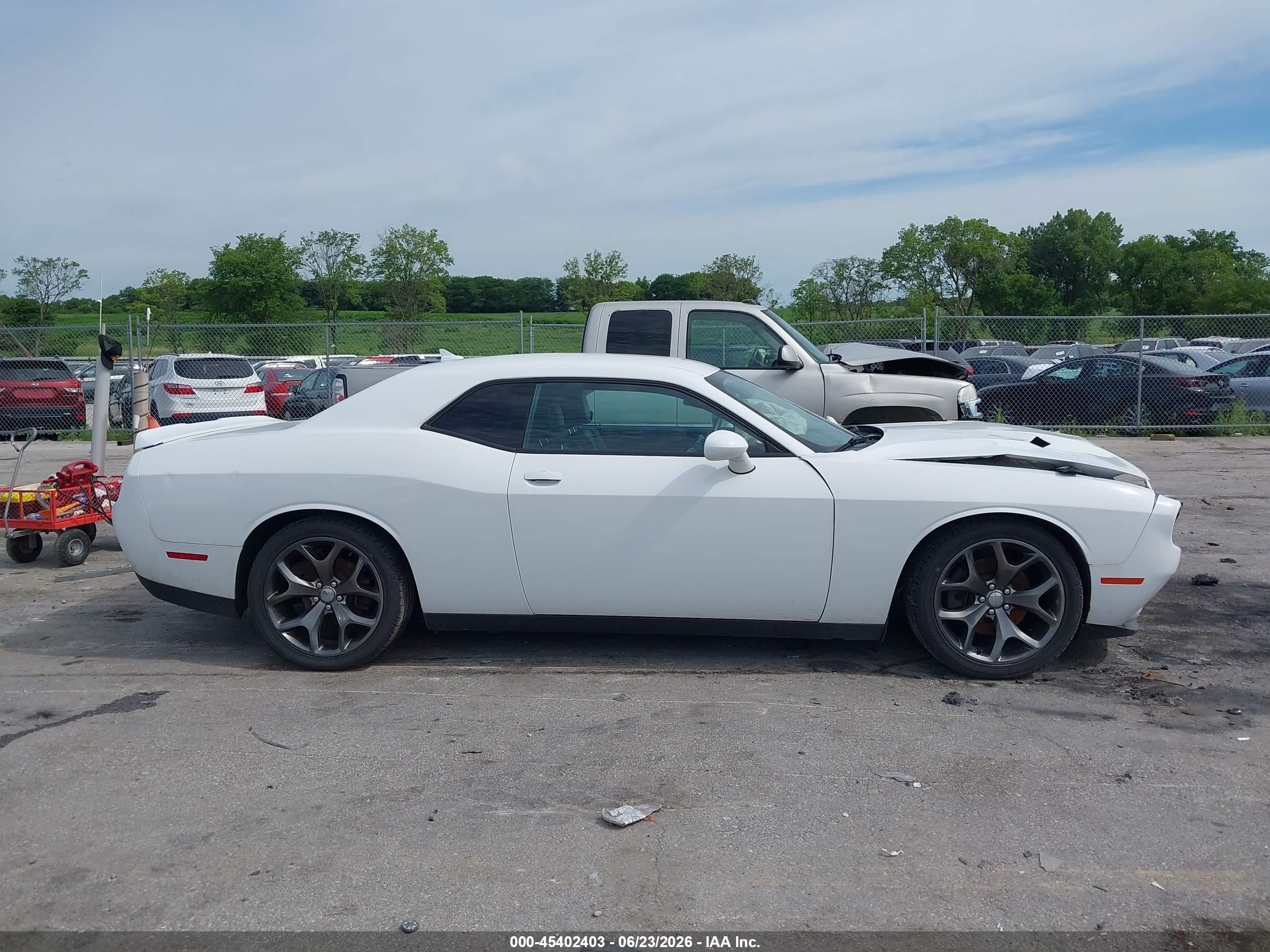 2015 Dodge Challenger Sxt Plus White vin: 2C3CDZBG6FH855794