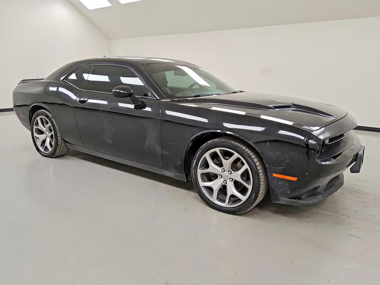 2015 Dodge Challenger Sxt Plus Черный vin: 2C3CDZBG6FH913645
