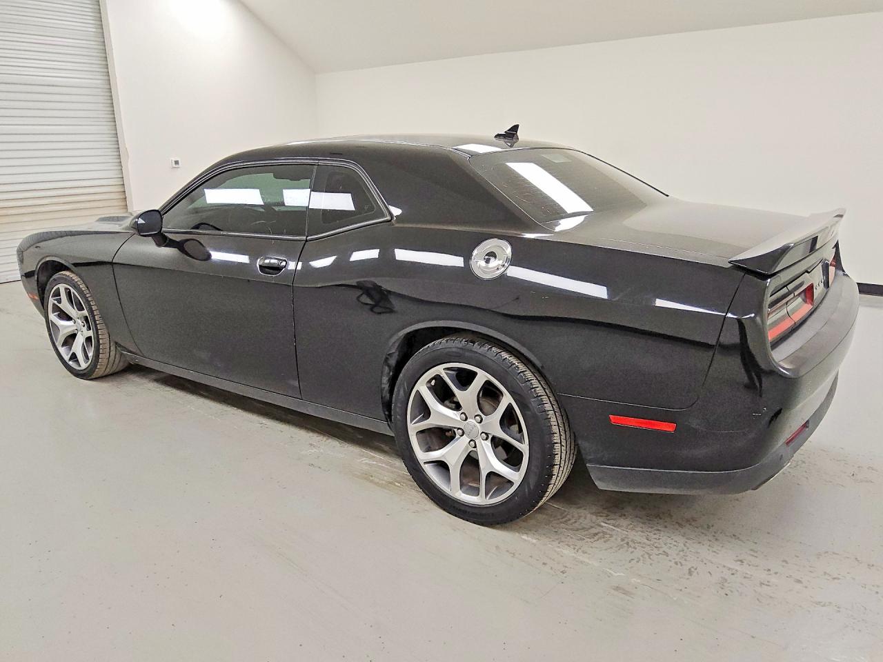 2015 Dodge Challenger Sxt Plus Черный vin: 2C3CDZBG6FH913645