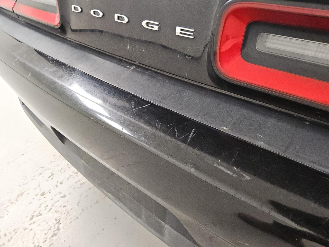 2015 Dodge Challenger Sxt Plus Черный vin: 2C3CDZBG6FH913645 Damage: Rear Bumper, Multiple Scratches Heavy, 10 Or More