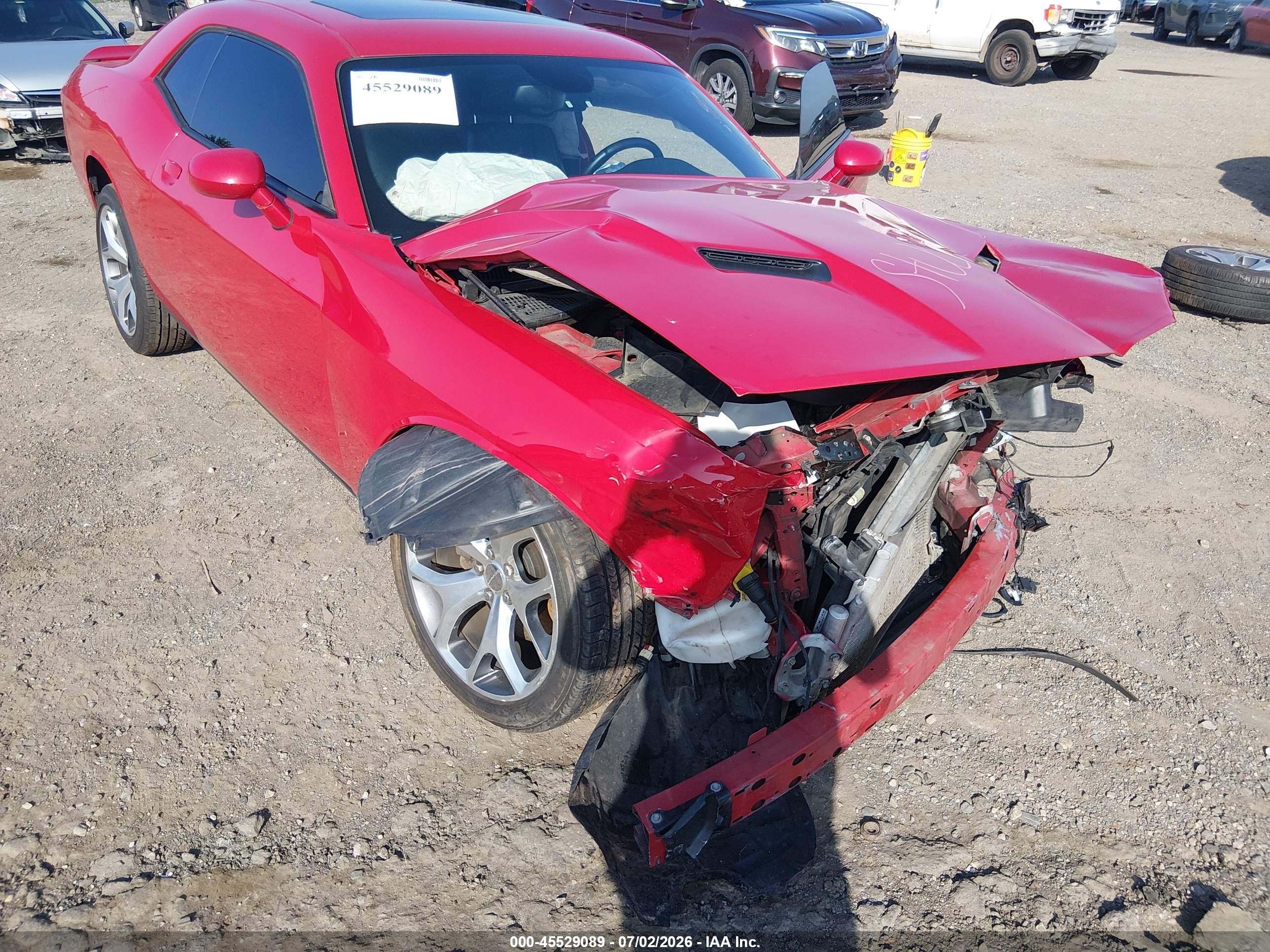 2015 Dodge Challenger Sxt Plus Red vin: 2C3CDZBG7FH710814