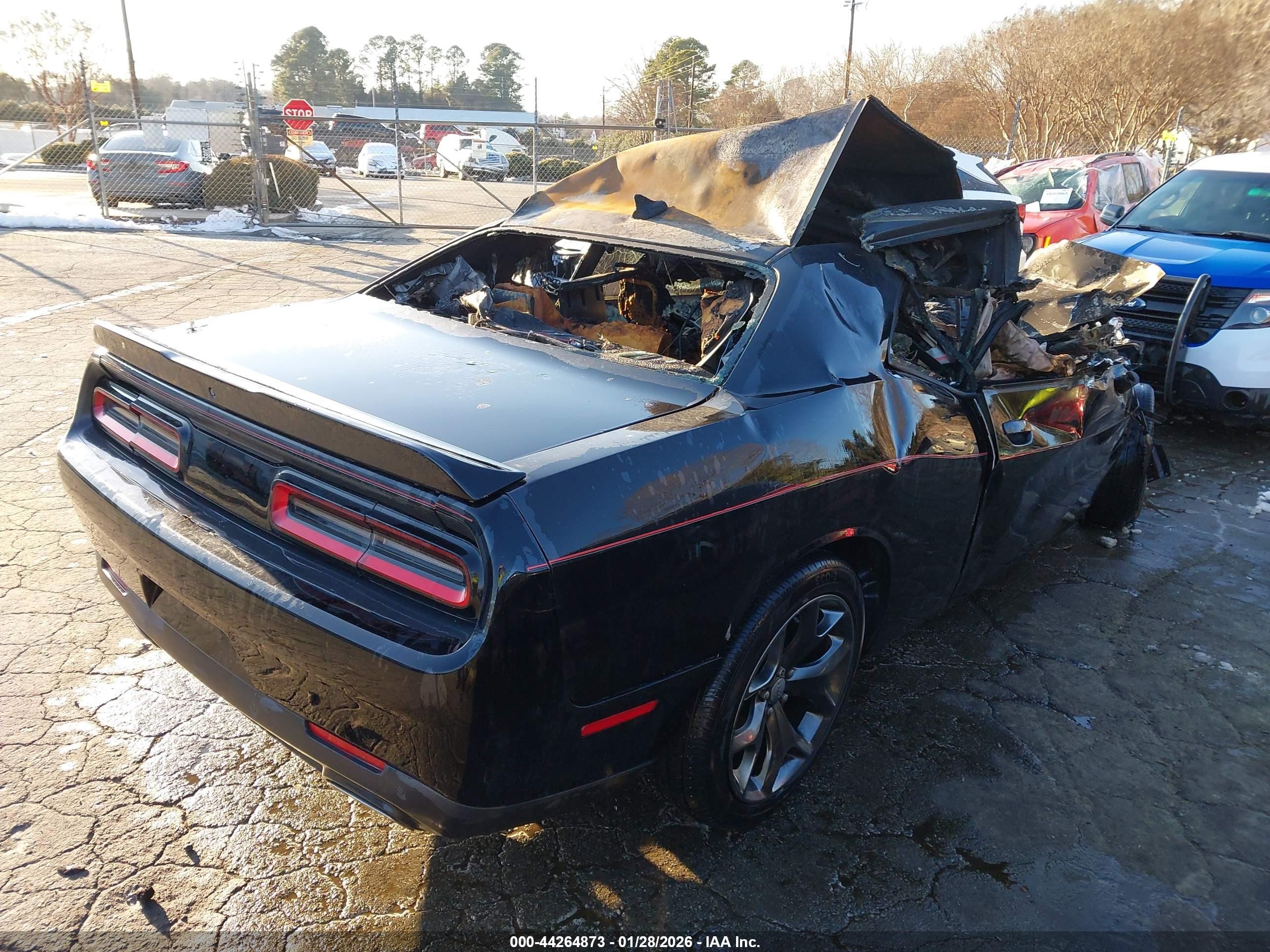 2015 Dodge Challenger Sxt Plus Black vin: 2C3CDZBG7FH759365