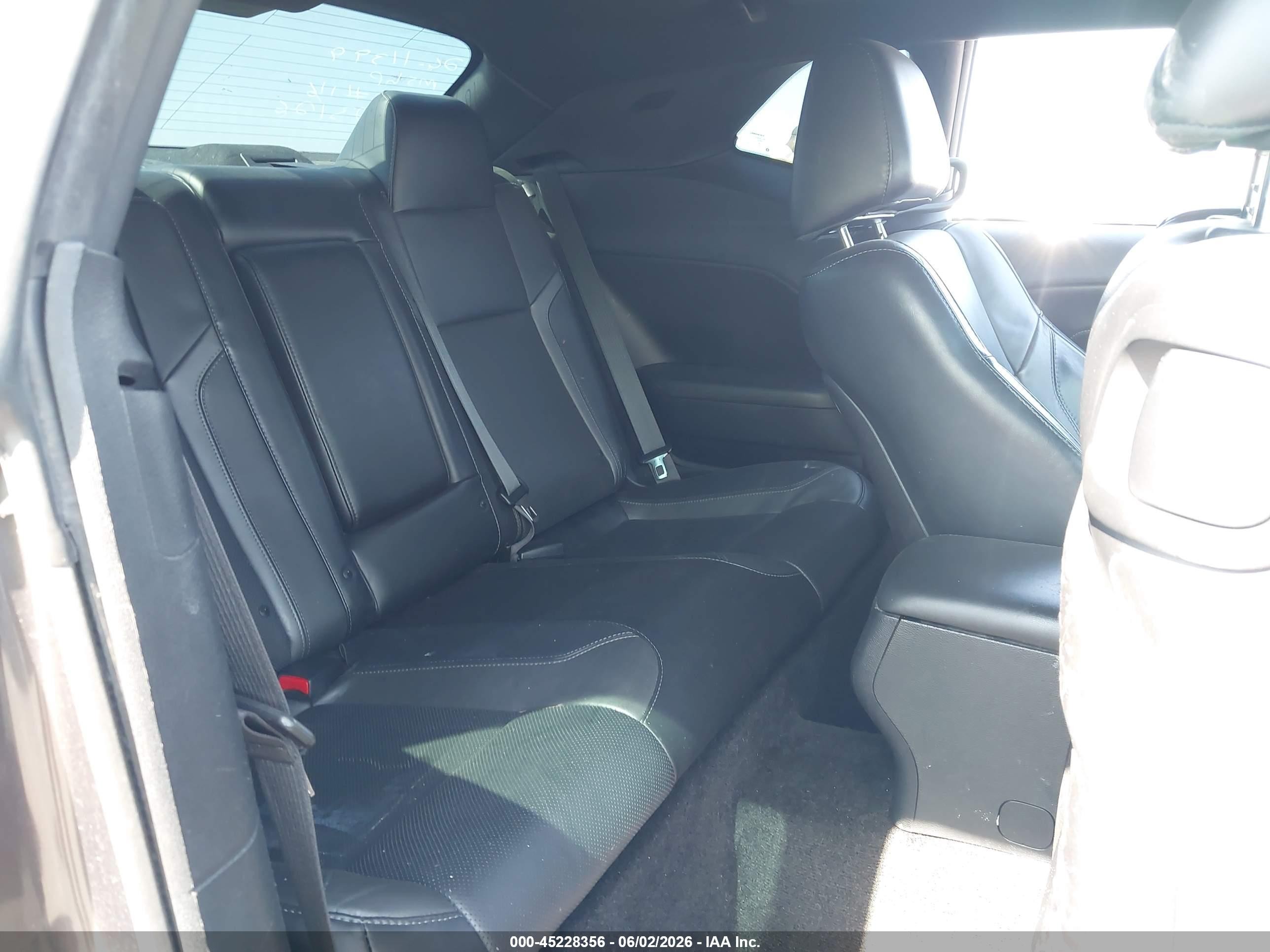 2015 Dodge Challenger Sxt Plus Gray vin: 2C3CDZBG8FH861550