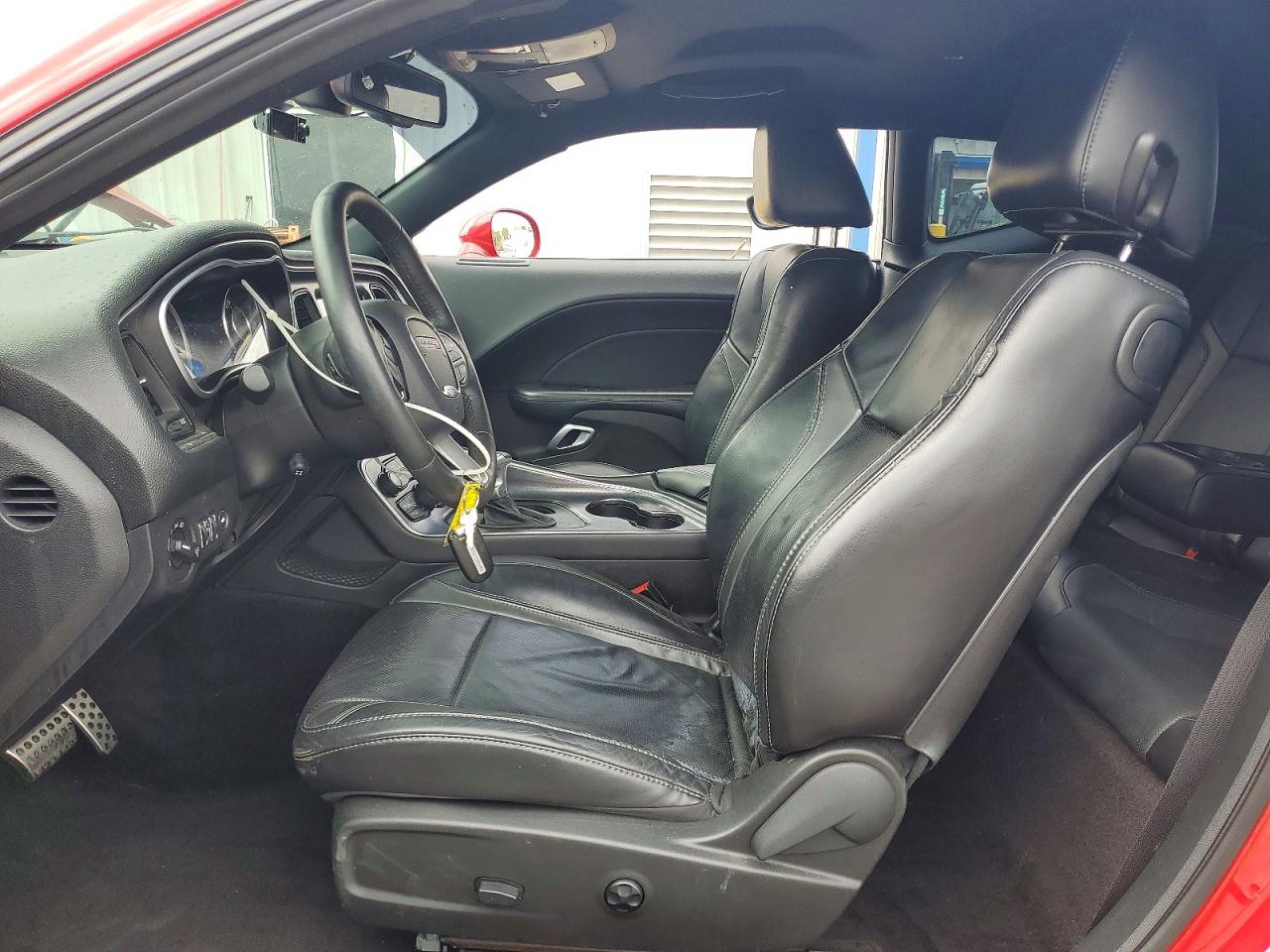 2015 Dodge Challenger Sxt Plus Red vin: 2C3CDZBG8FH869633