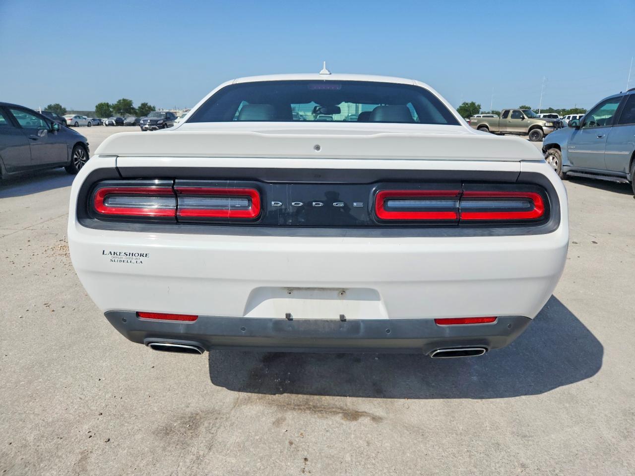 2015 Dodge Challenger Sxt Plus White vin: 2C3CDZBG9FH775115
