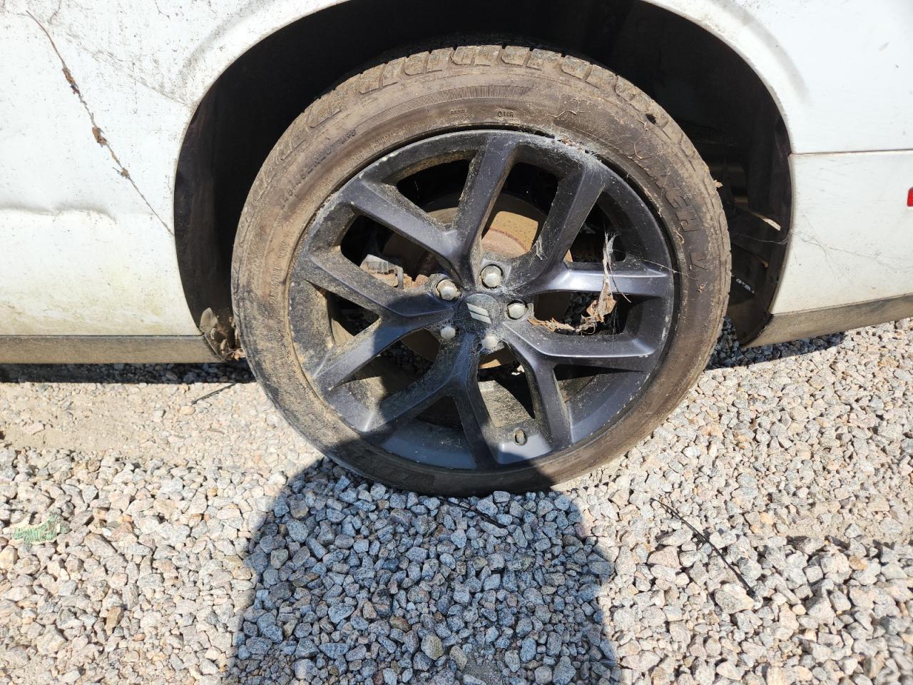 2015 Dodge Challenger Sxt Plus White vin: 2C3CDZBT0FH846540 Damage: Left Rear Wheel, Curb Rash, > 12 Inches