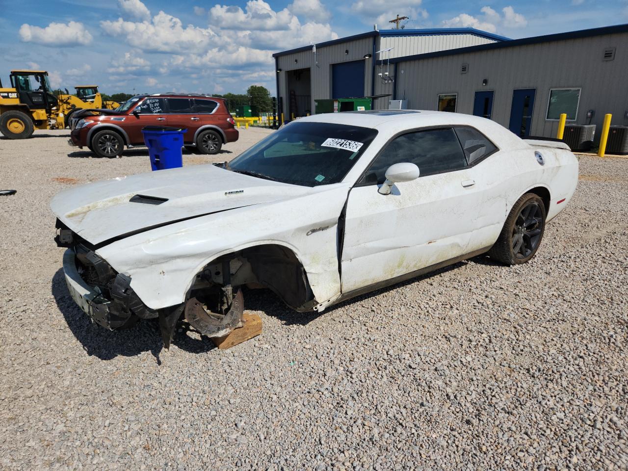 2015 Dodge Challenger Sxt Plus White vin: 2C3CDZBT0FH846540 Damage: Left Front Fender, Severe Damage, Replacement Required