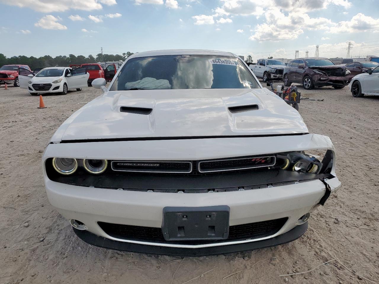 2016 Dodge Challenger R/t White vin: 2C3CDZBT1GH209898