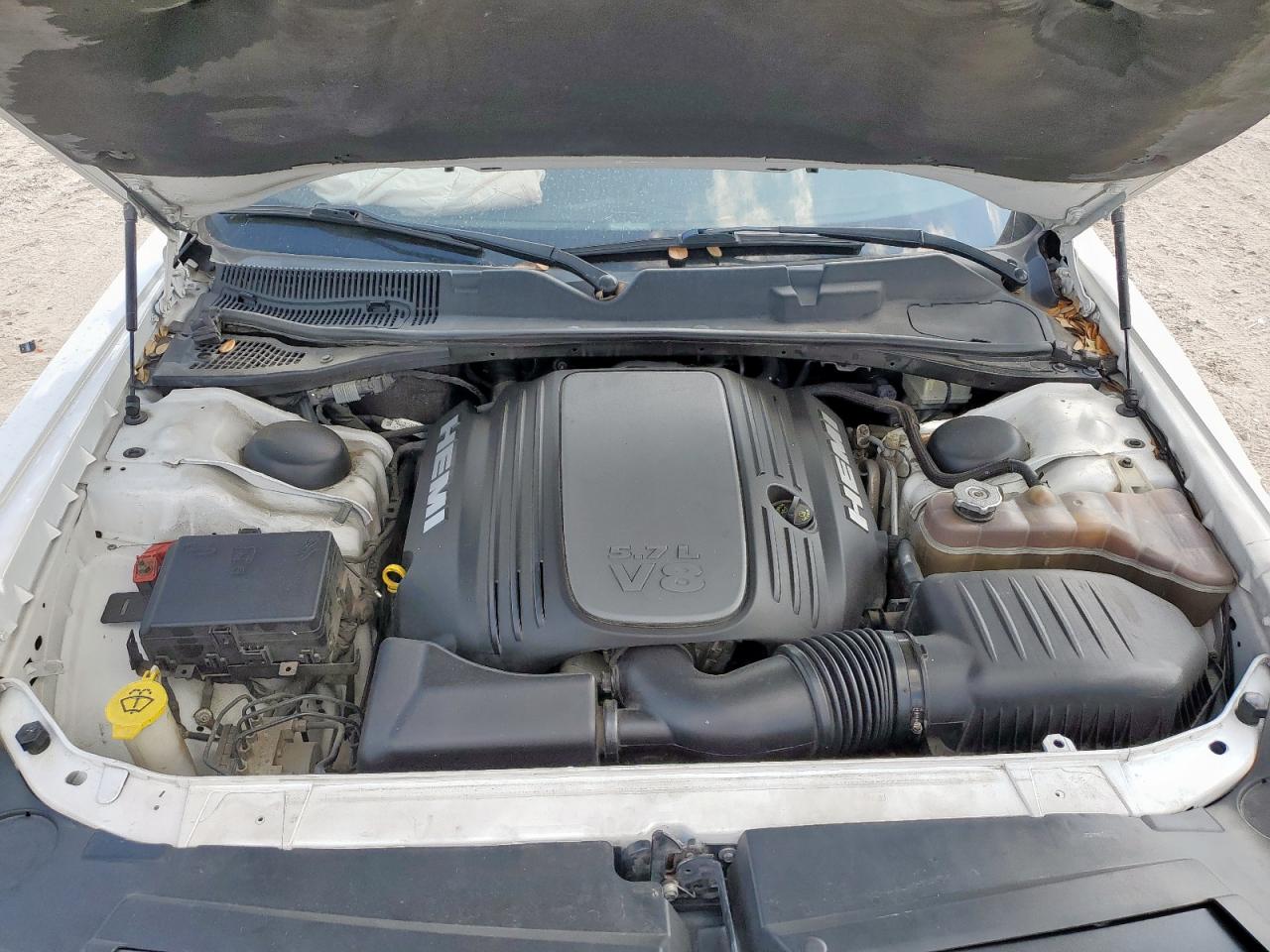 2016 Dodge Challenger R/t White vin: 2C3CDZBT1GH209898
