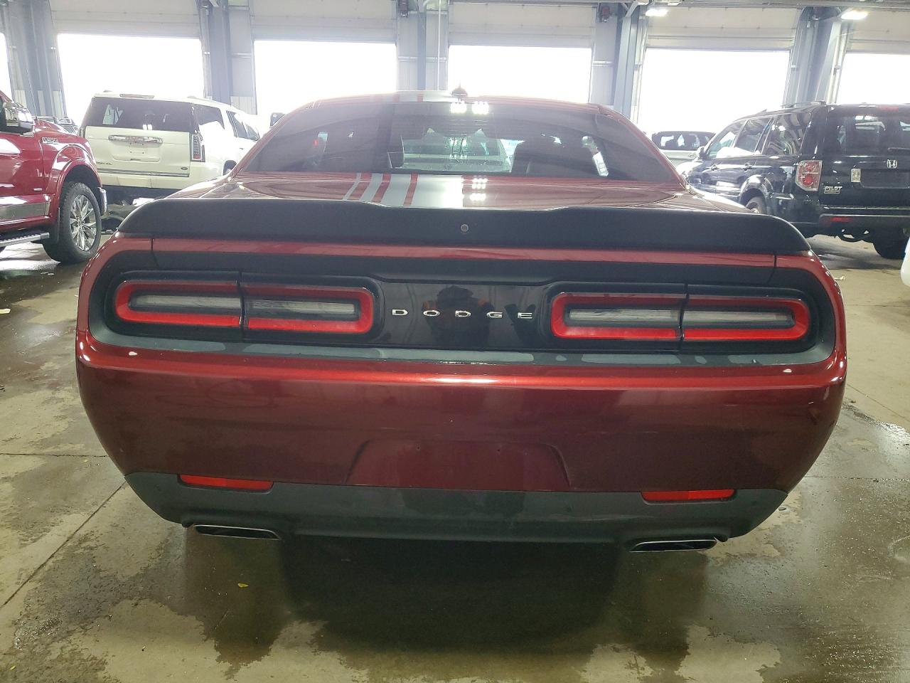 2018 Dodge Challenger R/t Burgundy vin: 2C3CDZBT4JH287311