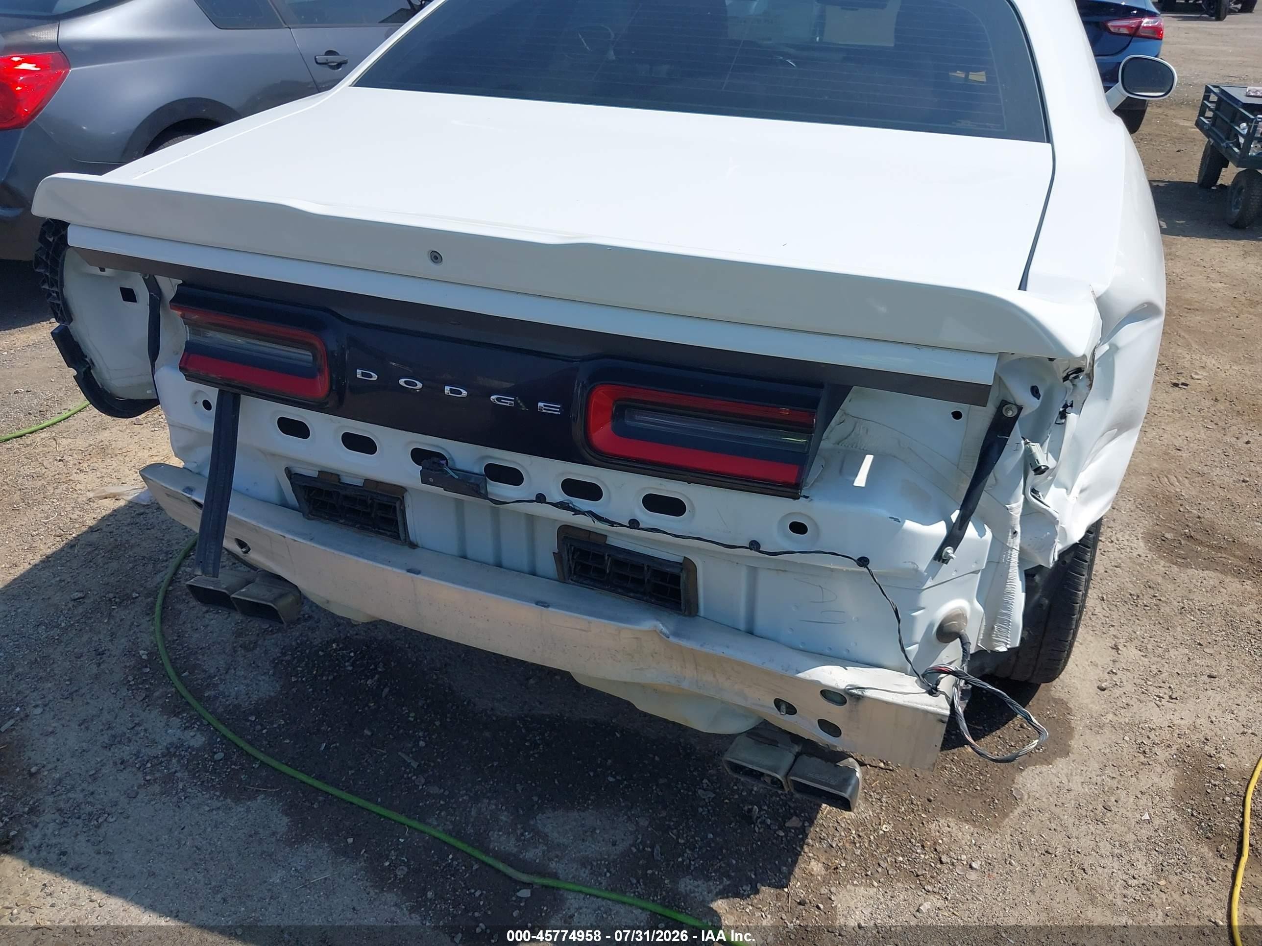 2015 Dodge Challenger R/t Plus White vin: 2C3CDZBT5FH703048