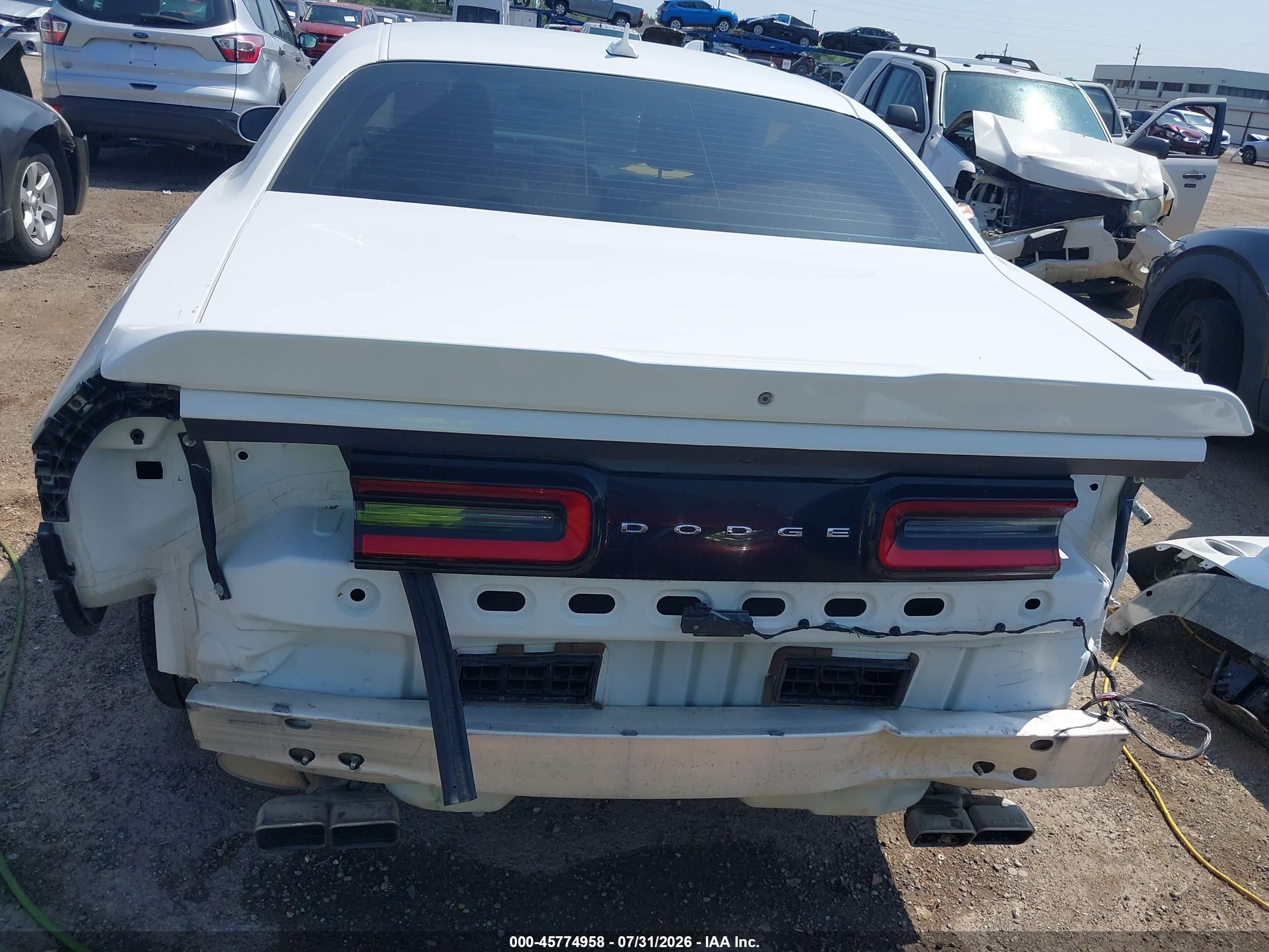 2015 Dodge Challenger R/t Plus White vin: 2C3CDZBT5FH703048